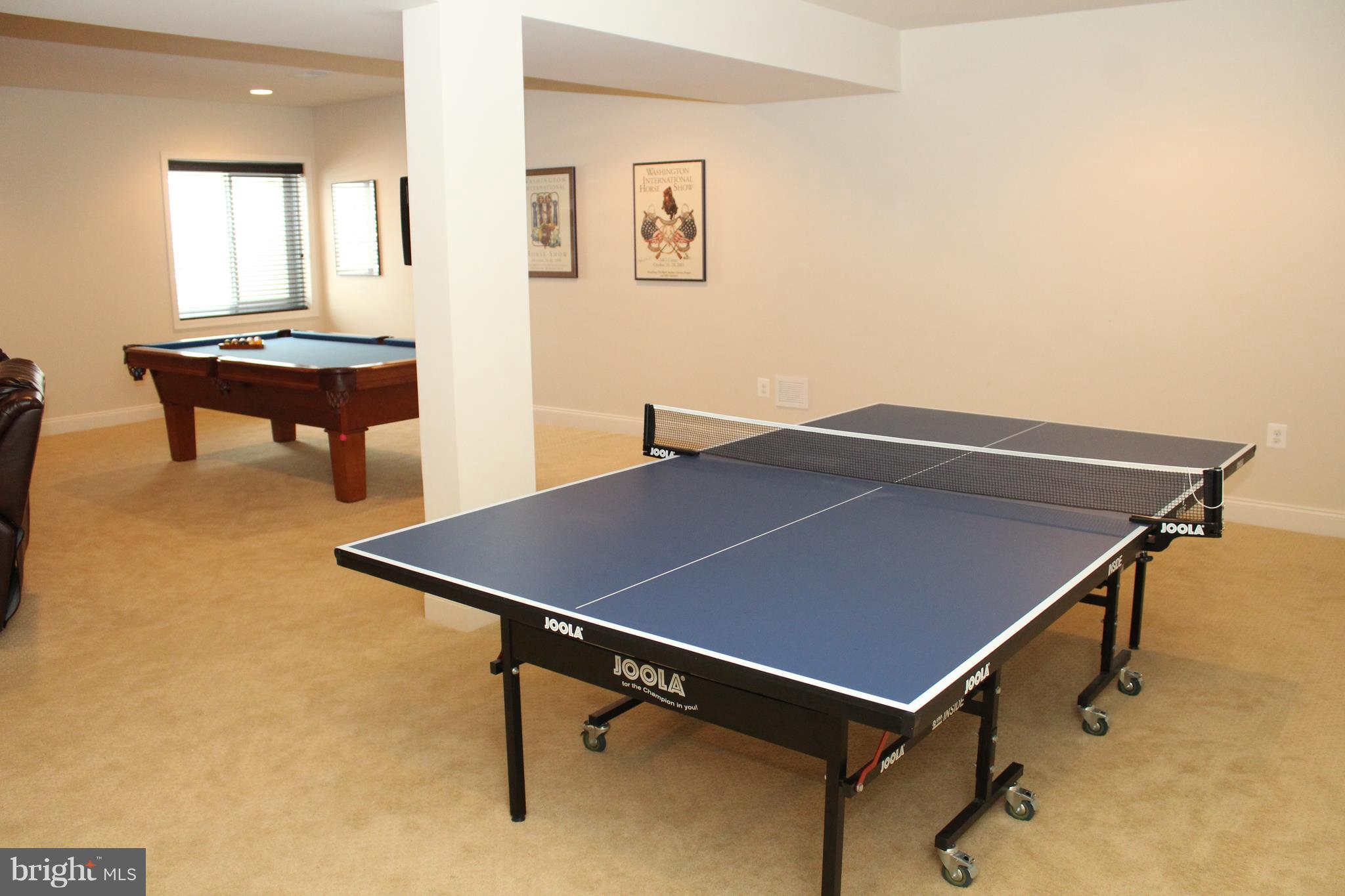 LOUDOUN VALLEY ESTATES 2 - Residential