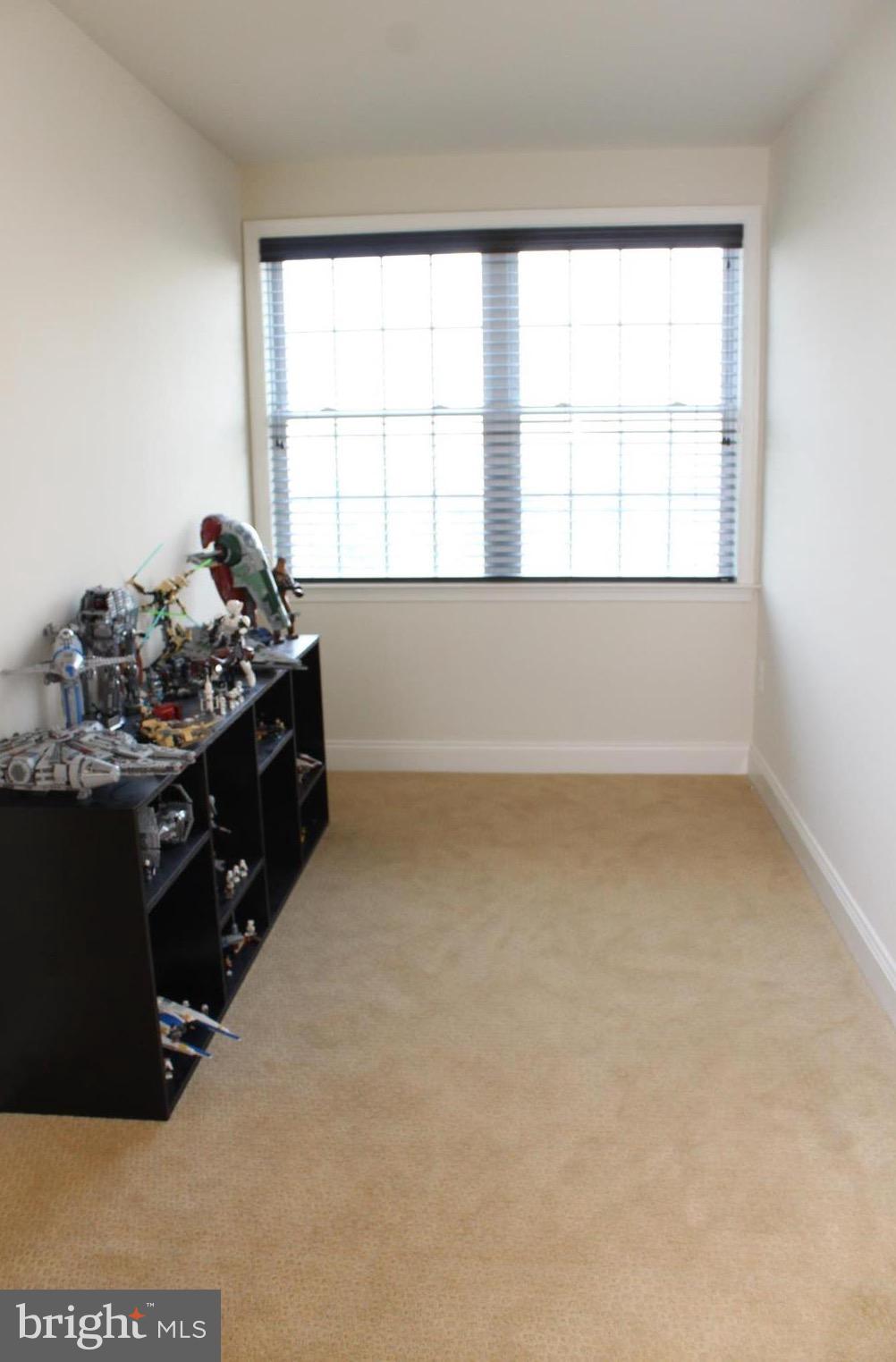 LOUDOUN VALLEY ESTATES 2 - Residential