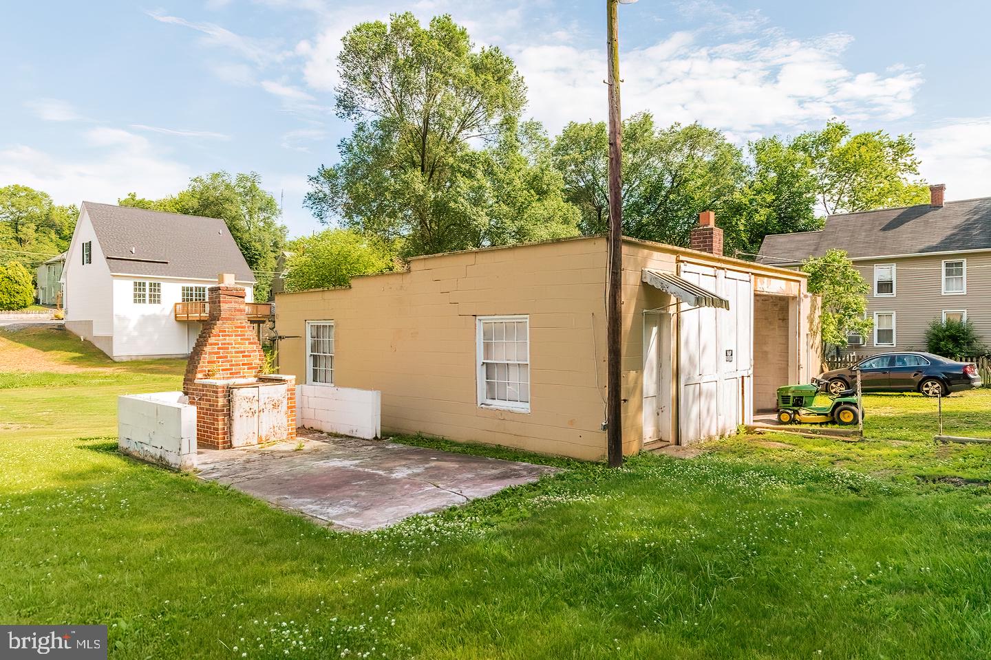 MARTINSBURG - Residential