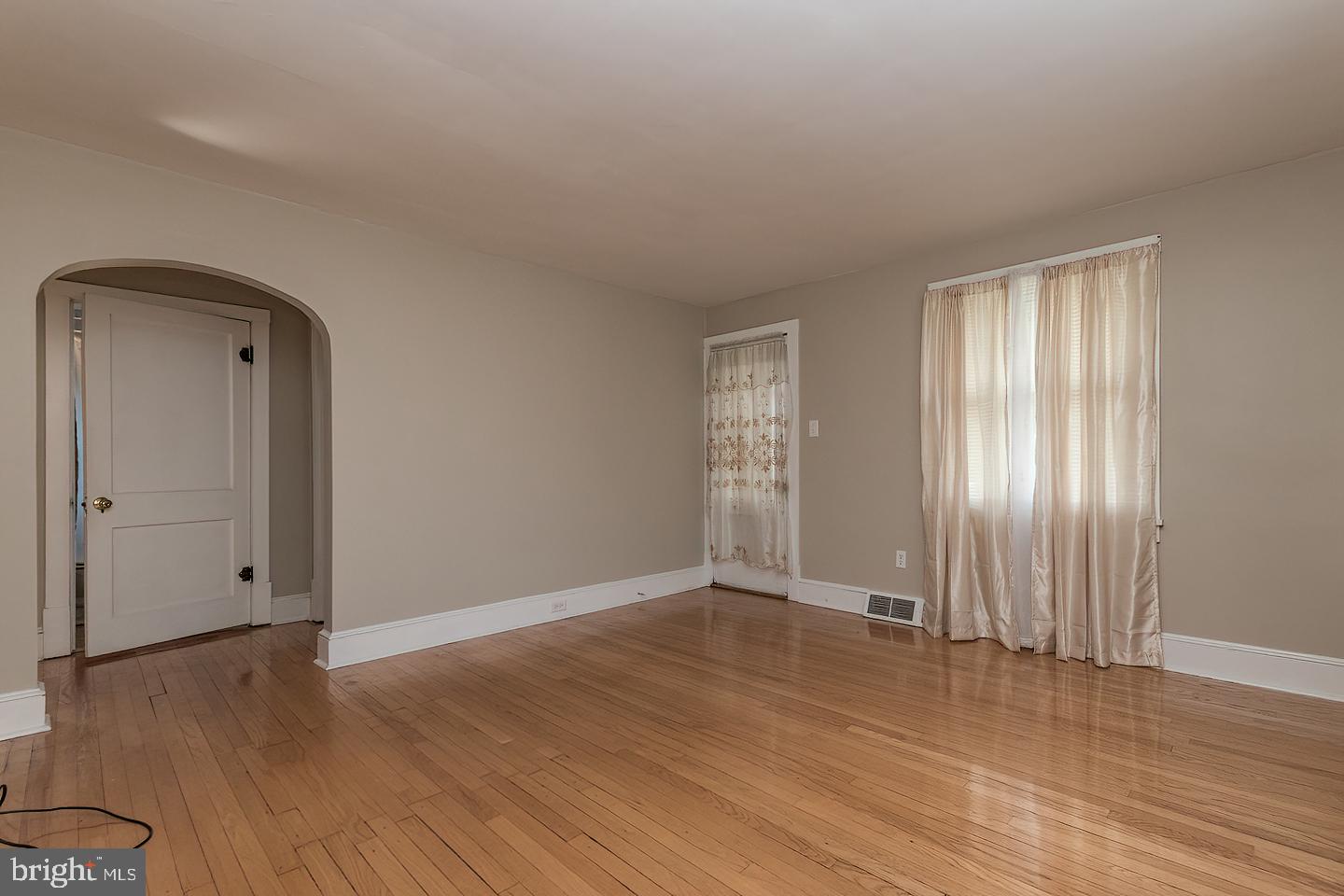 MARTINSBURG - Residential