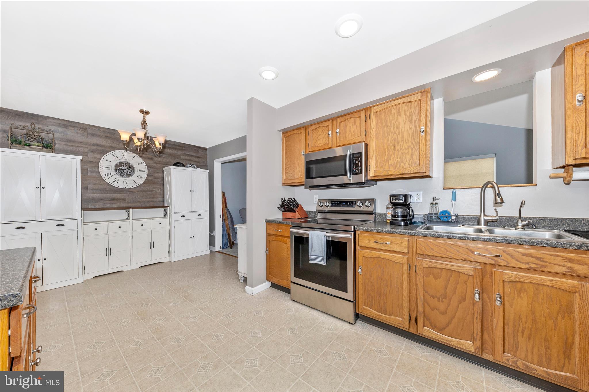 MANCHESTER ELECTION DISTRICT - Residential