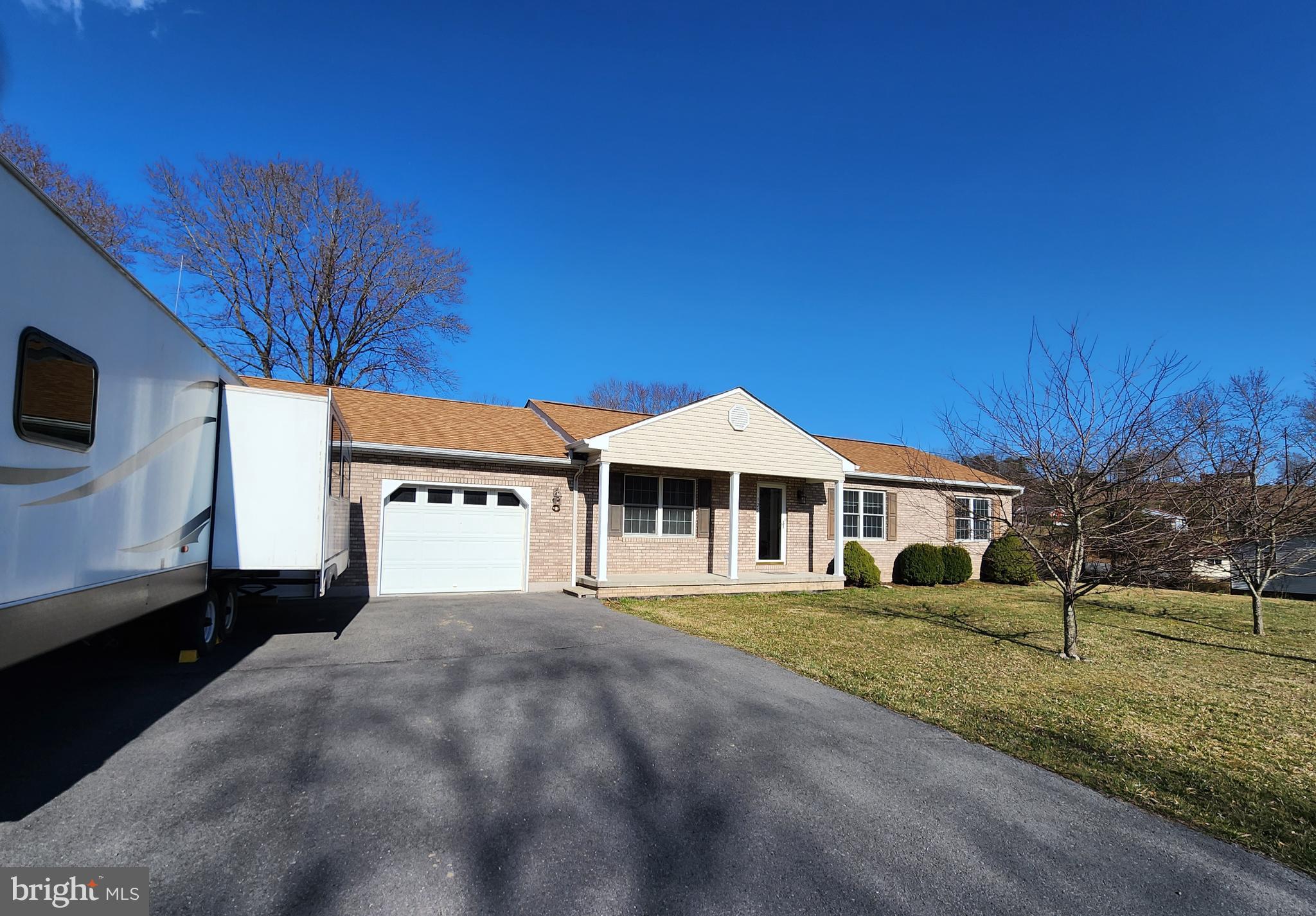 KNOBLEY ESTATES - Residential