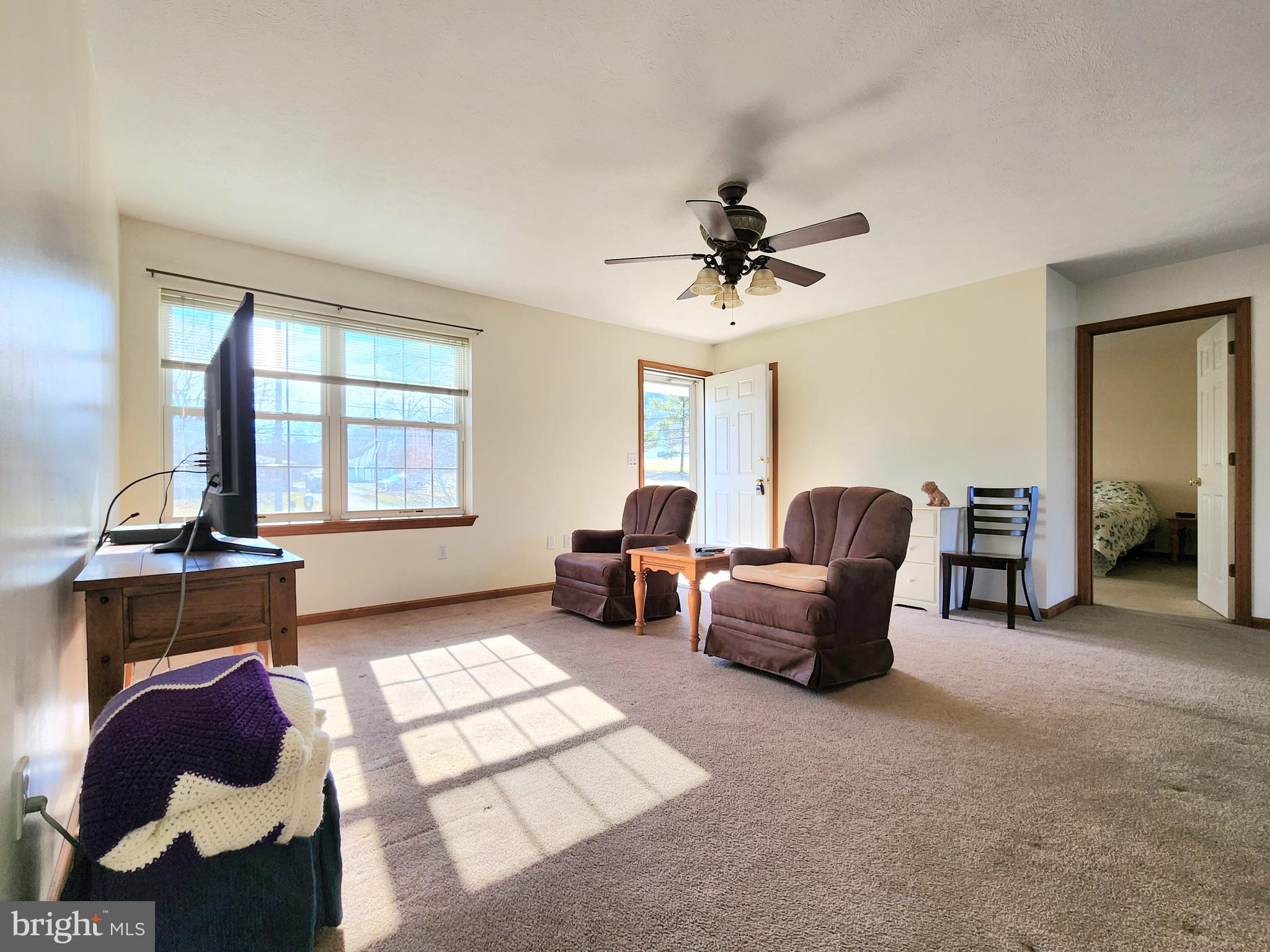 KNOBLEY ESTATES - Residential