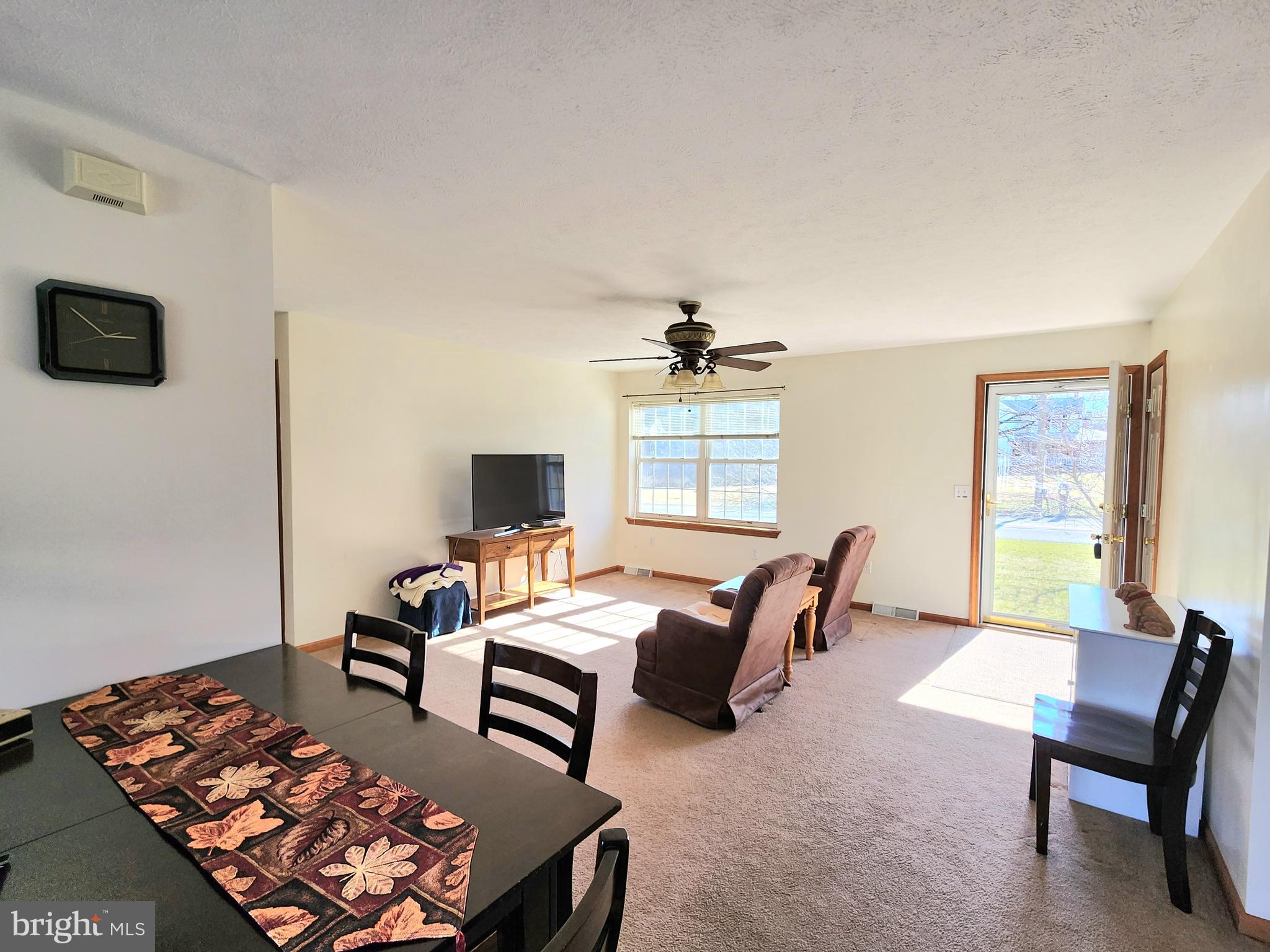 KNOBLEY ESTATES - Residential