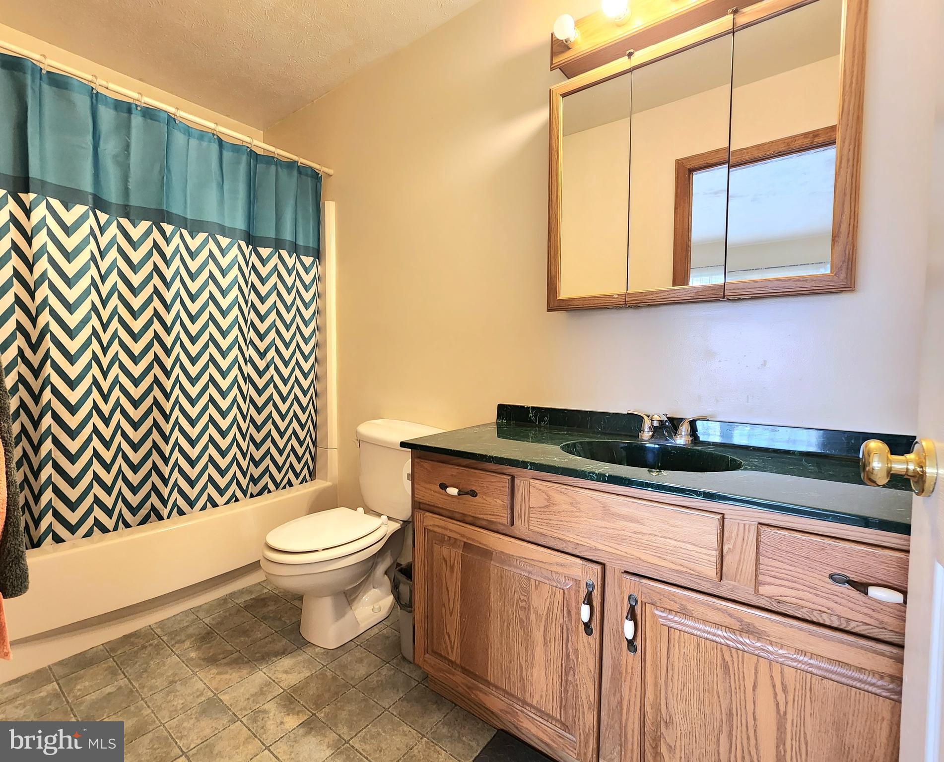 KNOBLEY ESTATES - Residential