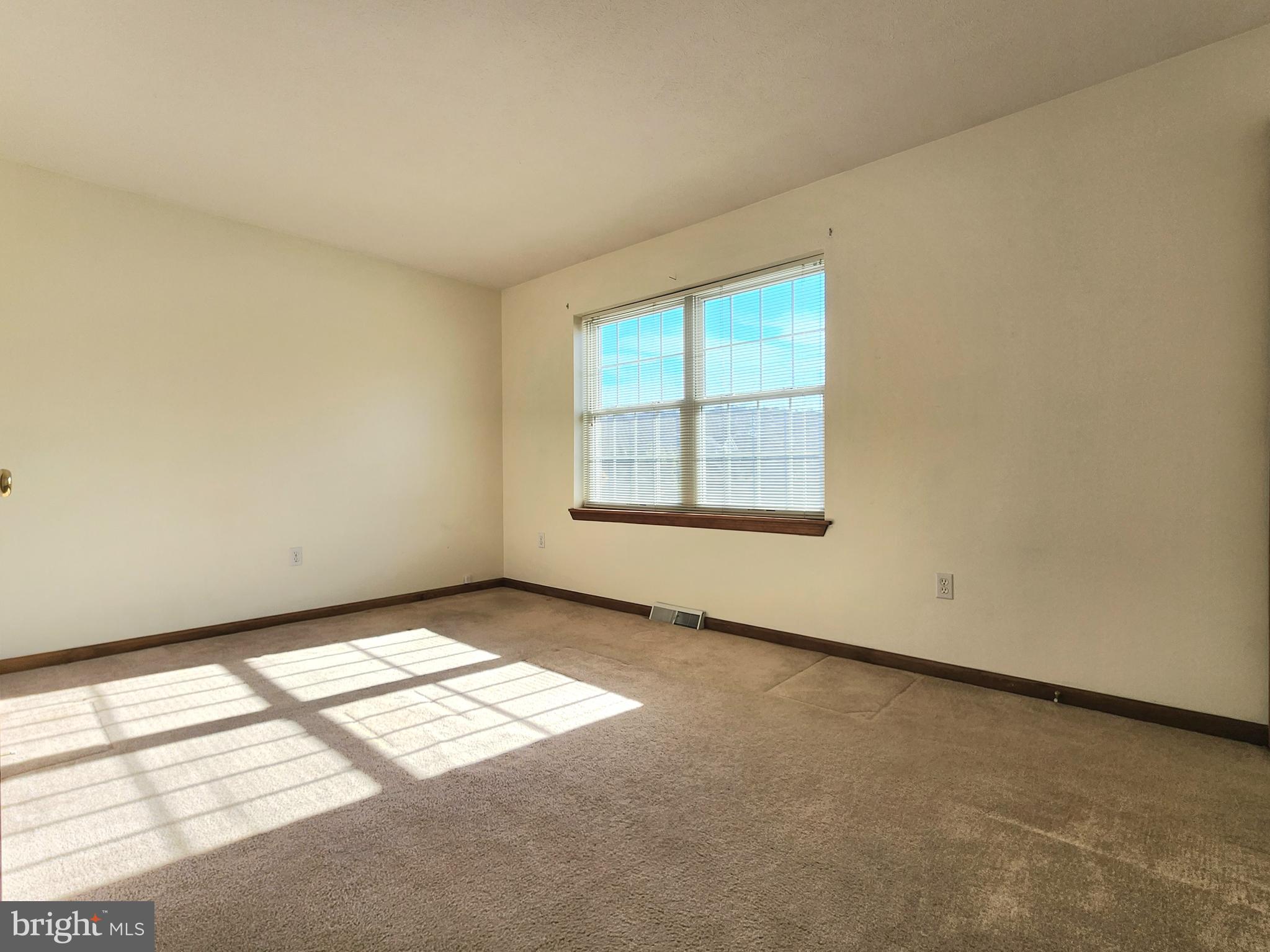 KNOBLEY ESTATES - Residential