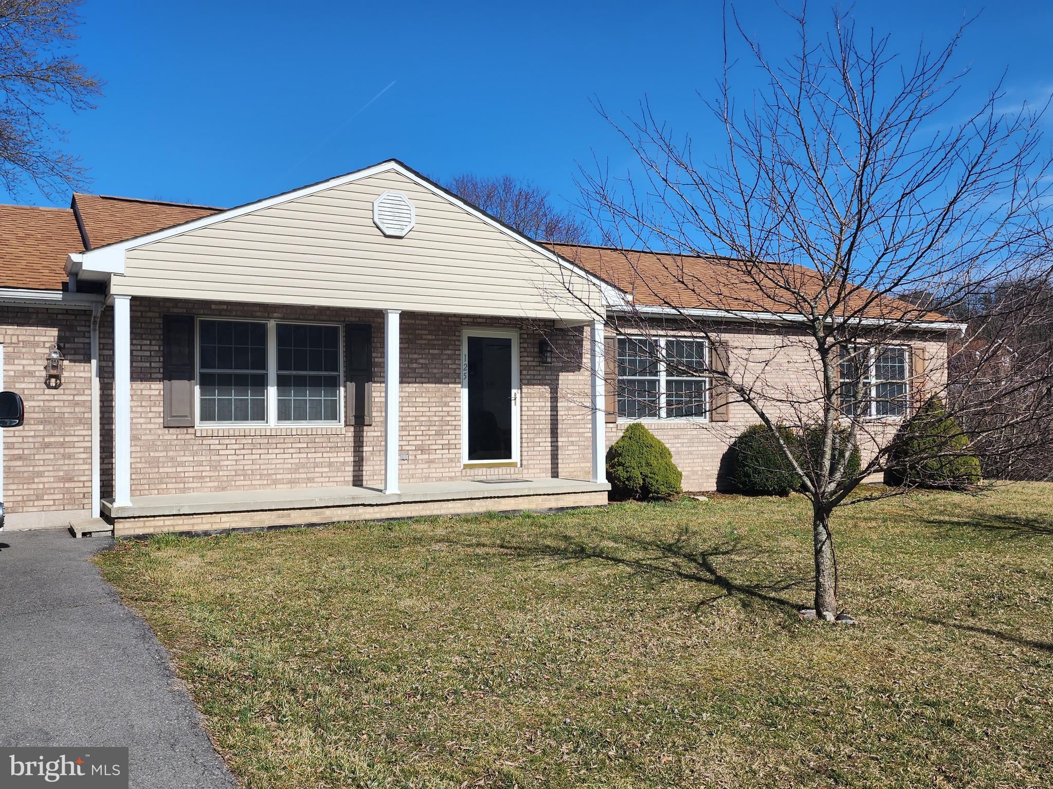 KNOBLEY ESTATES - Residential