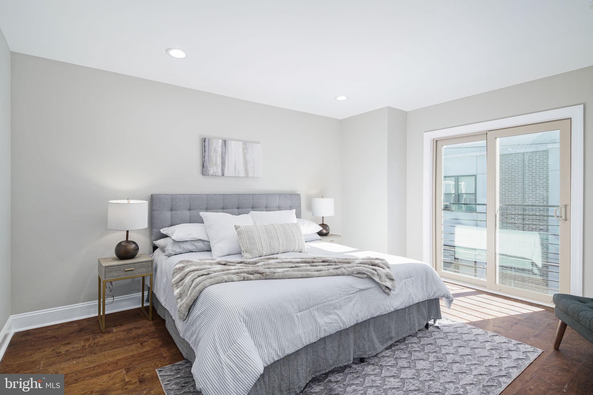 FRANCISVILLE - Residential