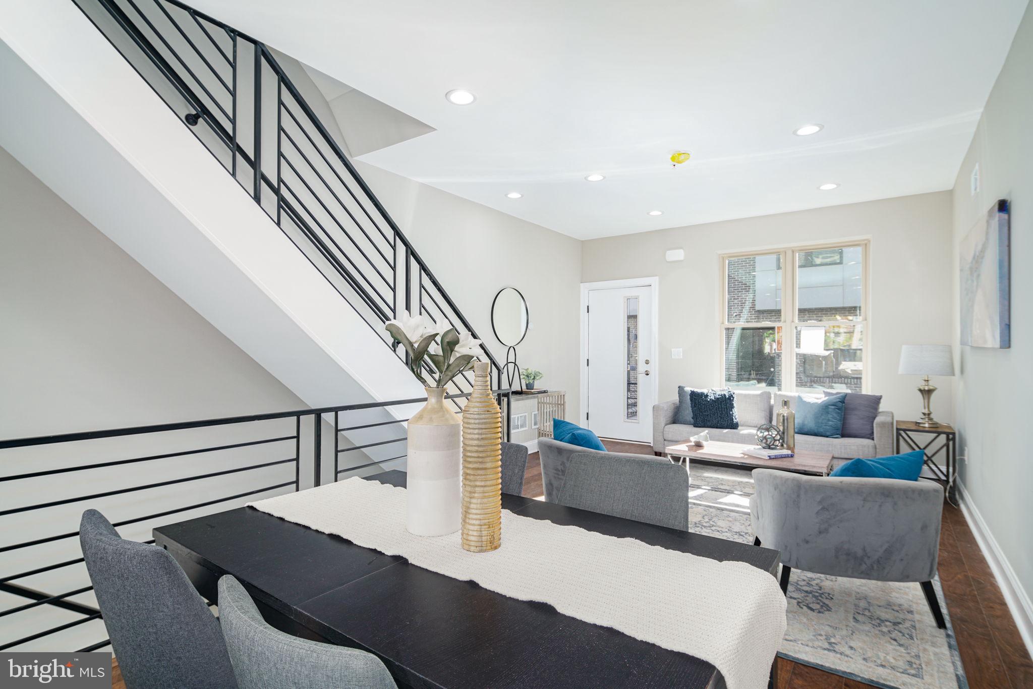 FRANCISVILLE - Residential