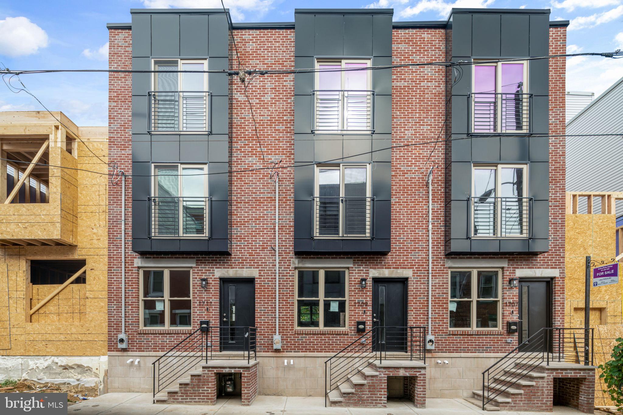 FRANCISVILLE - Residential