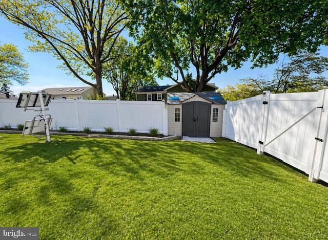 WOODLAND VIEW - Residential
