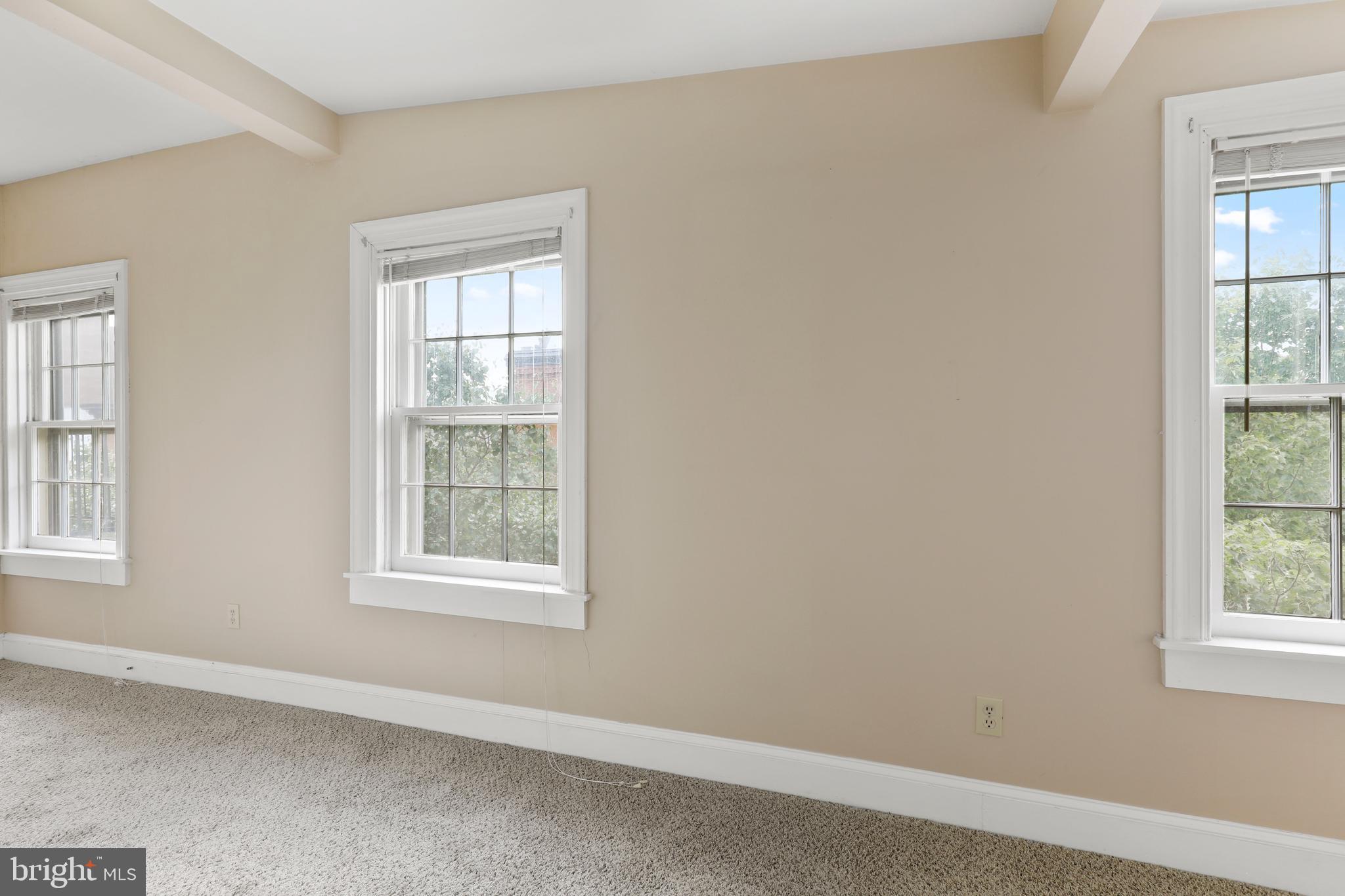 BOLTON HILL HISTORIC DISTRICT - Residential Lease