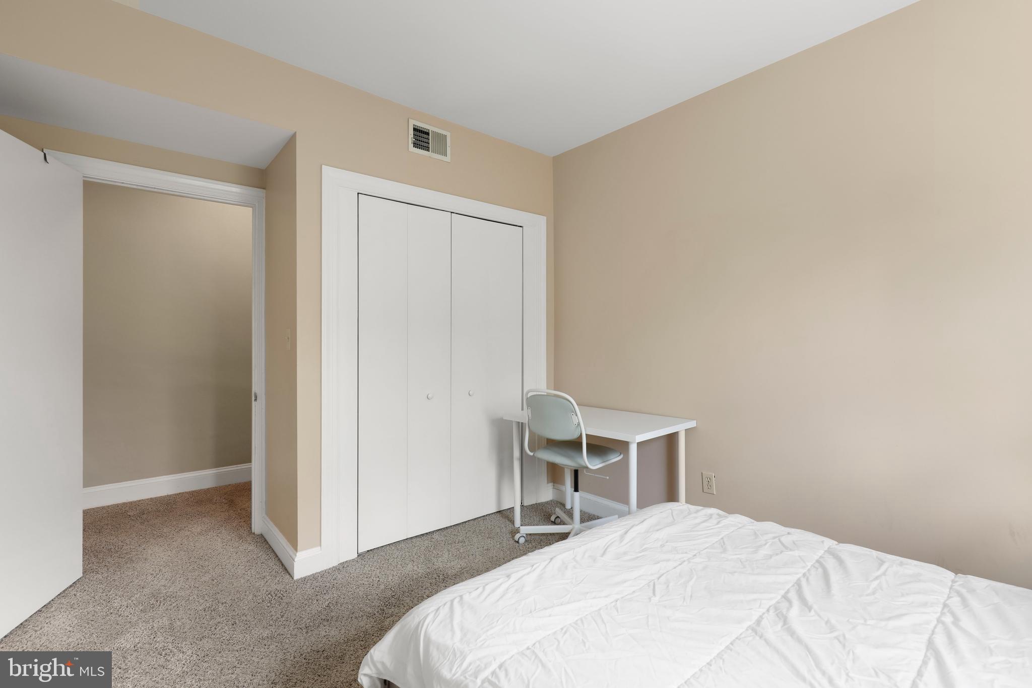 BOLTON HILL HISTORIC DISTRICT - Residential Lease