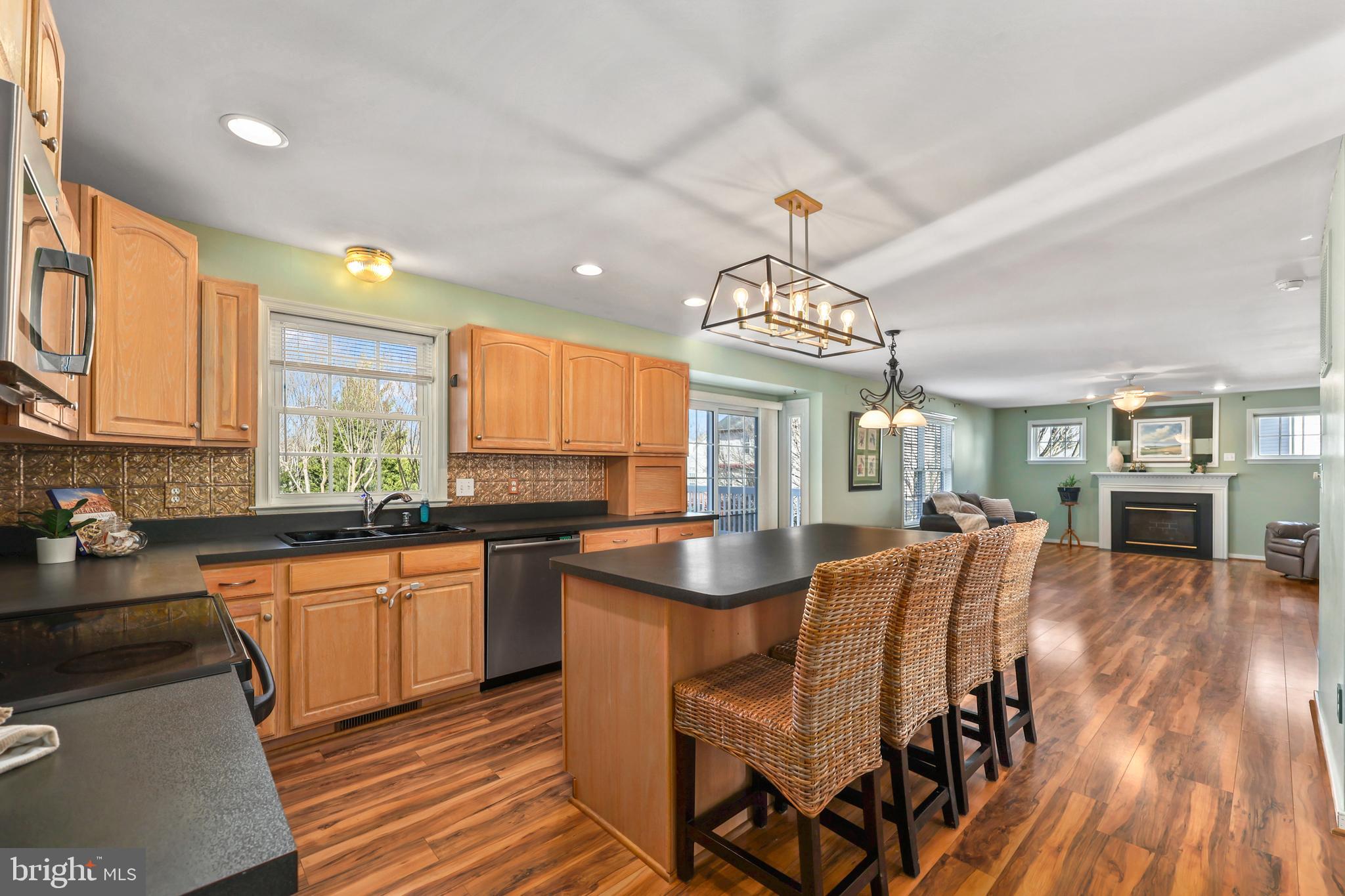 LEELAND STATION - Residential