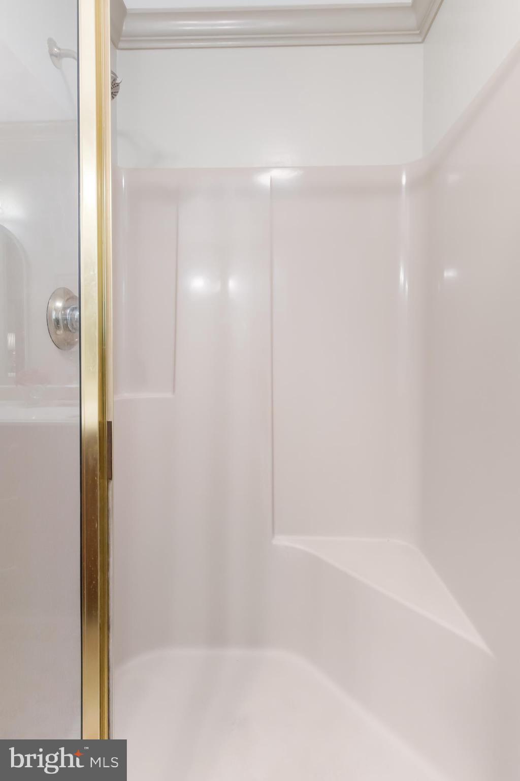 PENN OAKS - Residential