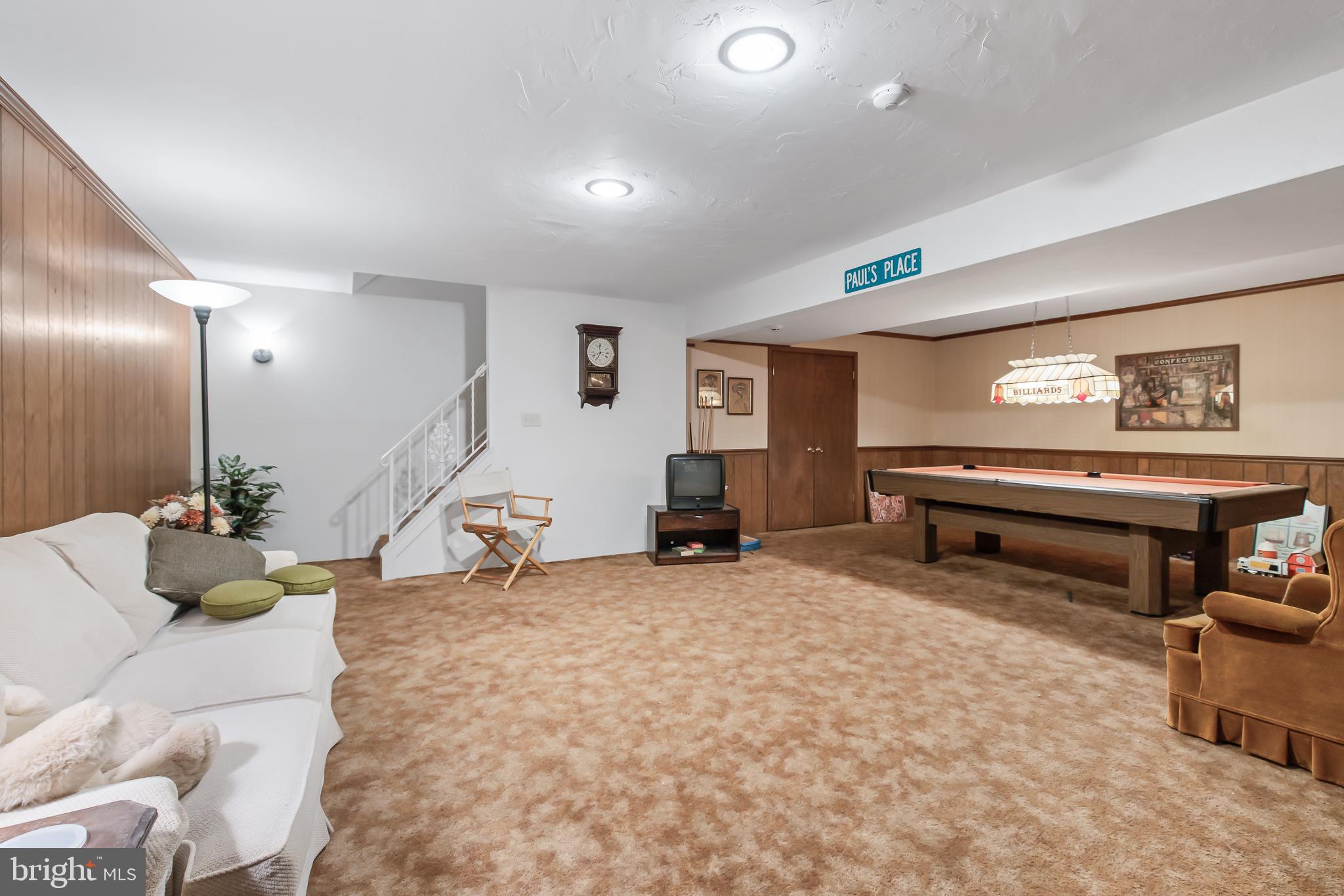 PENN OAKS - Residential