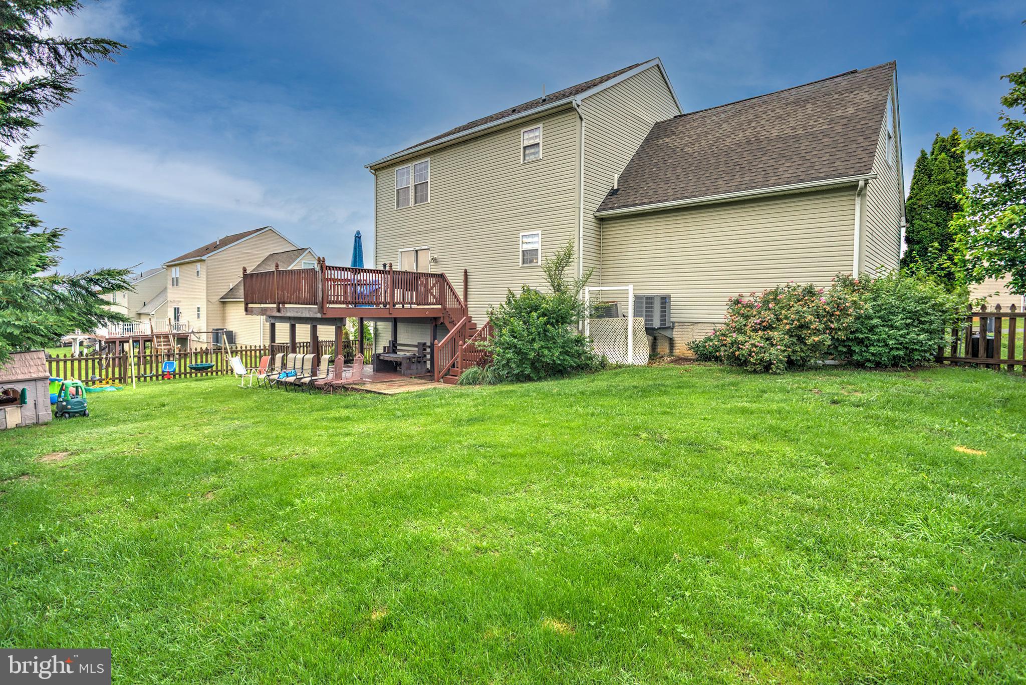 SUMMER HILL - Residential