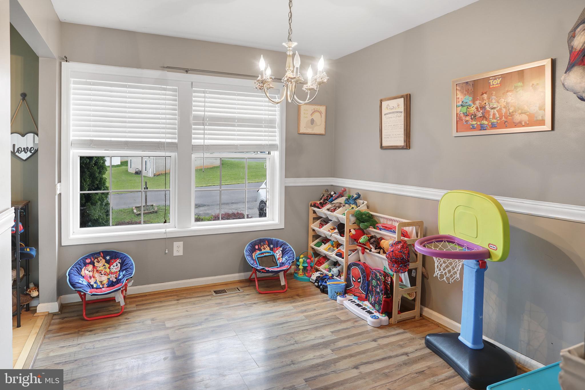 SUMMER HILL - Residential