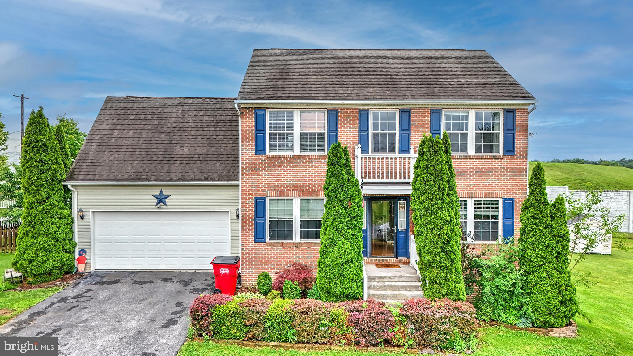 SUMMER HILL - Residential