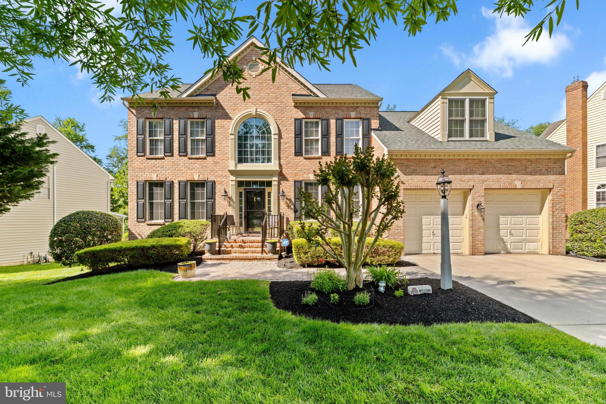 1325 BLUEGRASS WAY