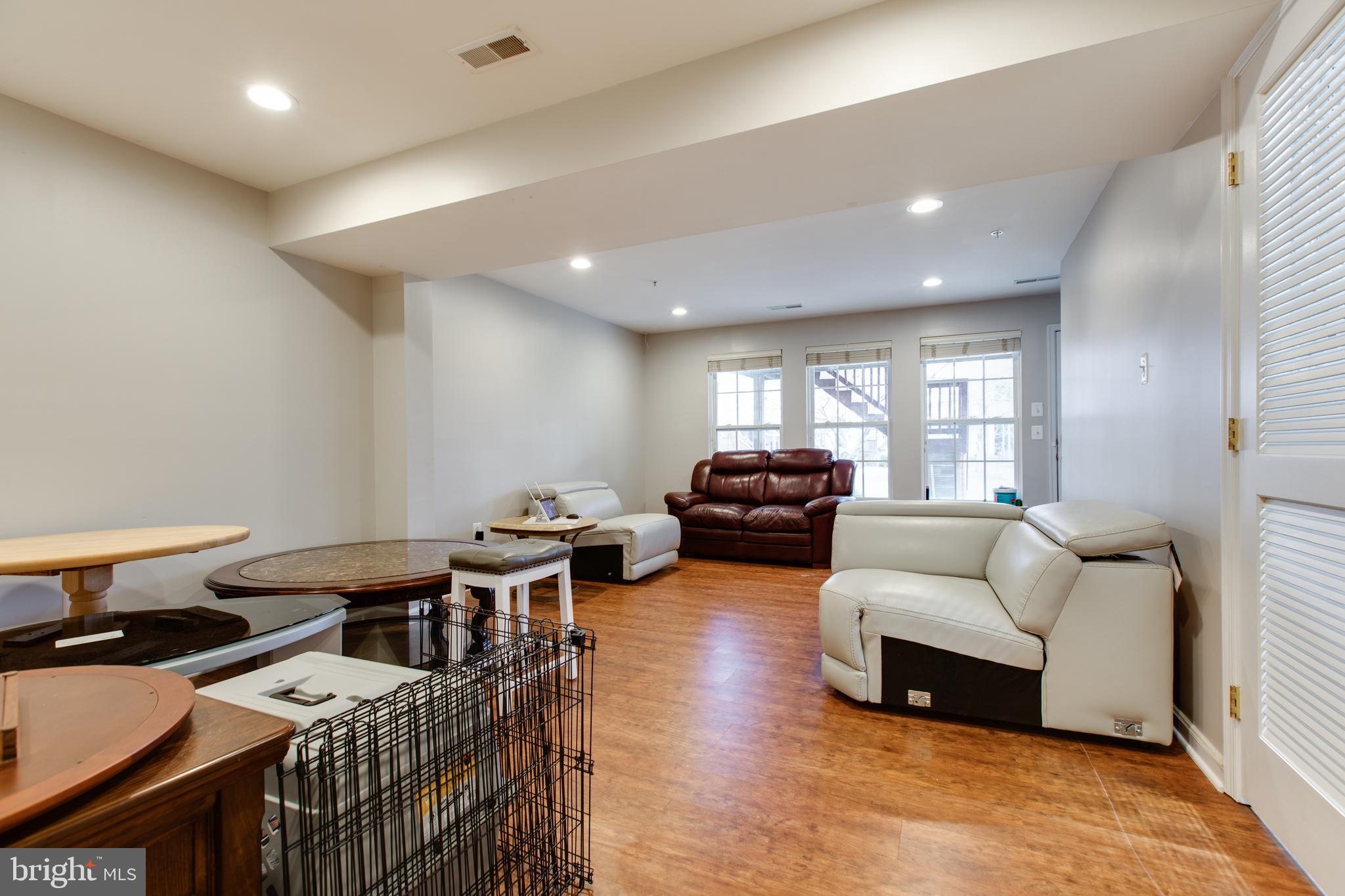 WAVERLY WOODS - Residential Lease