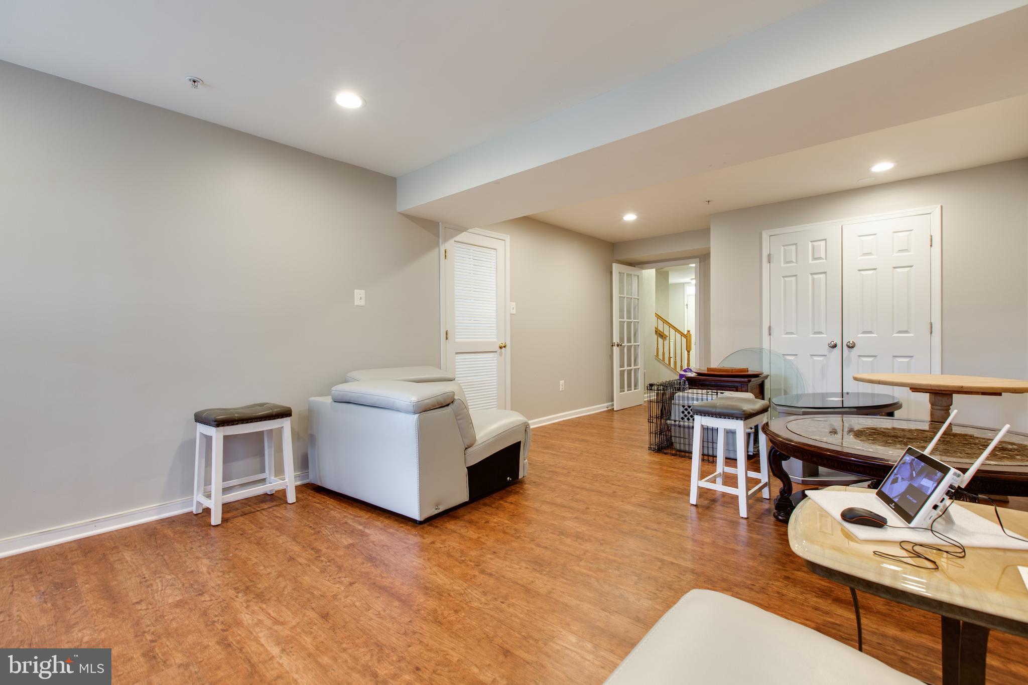 WAVERLY WOODS - Residential Lease