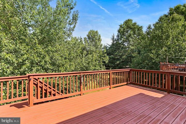 WAVERLY WOODS - Residential Lease