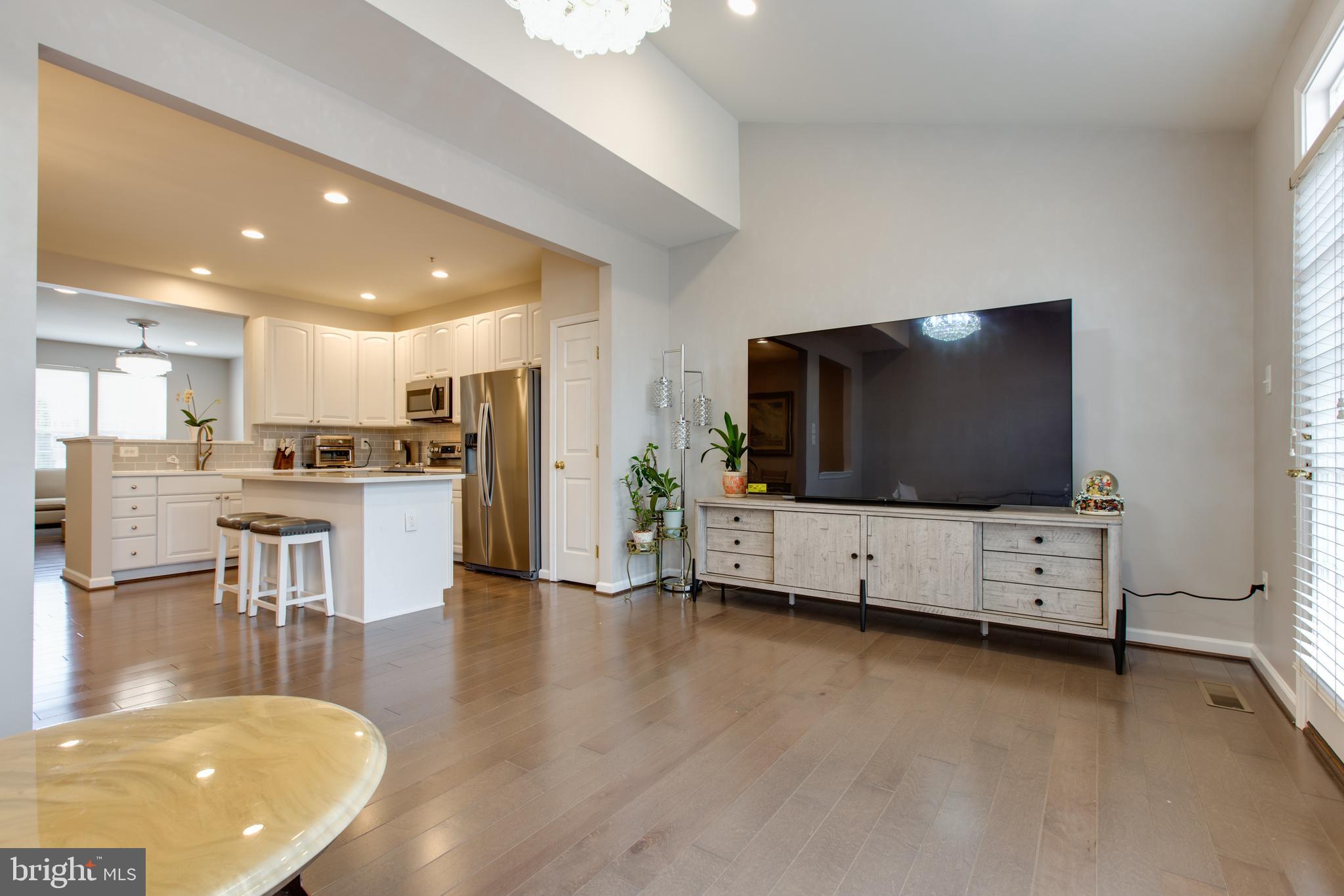 WAVERLY WOODS - Residential Lease