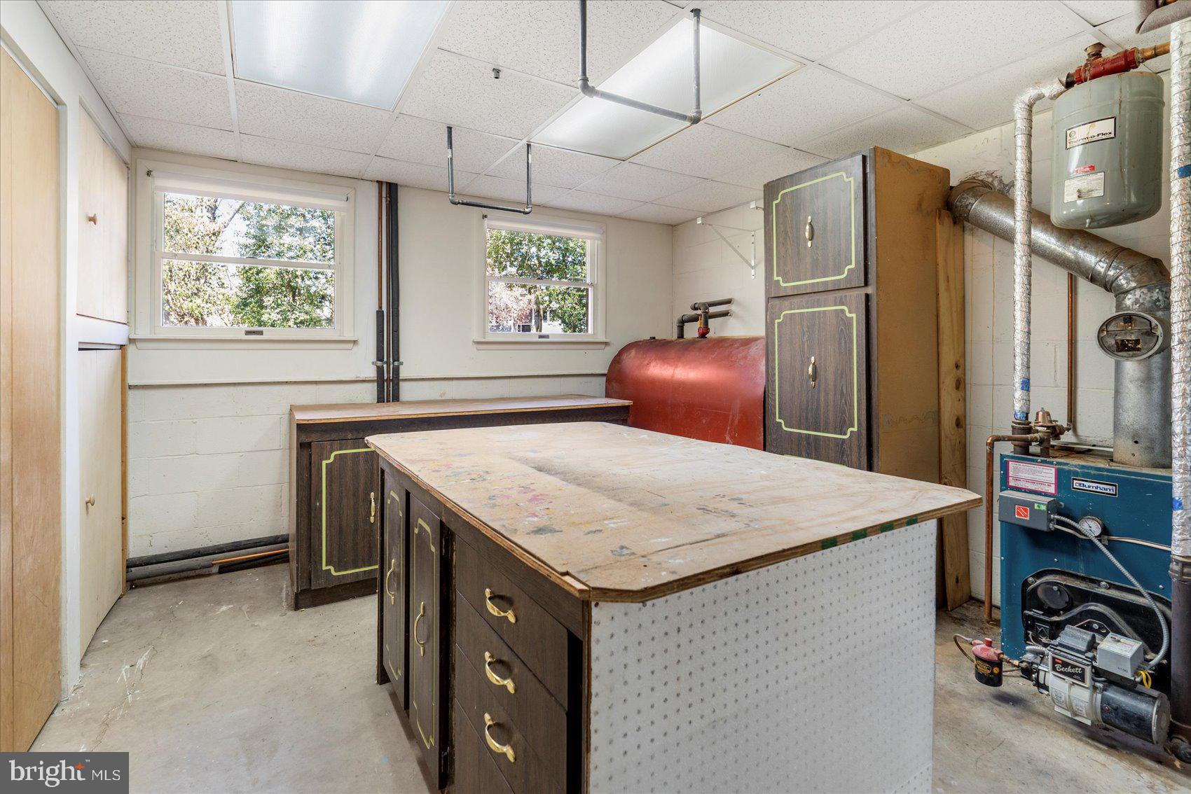 STRAWBRIDGE ESTATES - Residential