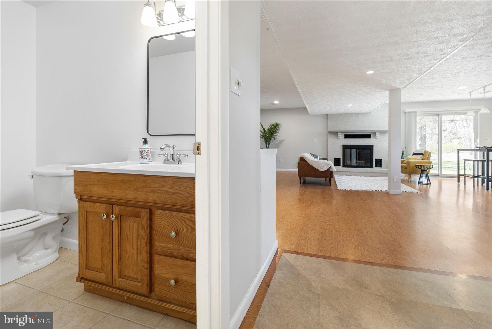 STRAWBRIDGE ESTATES - Residential