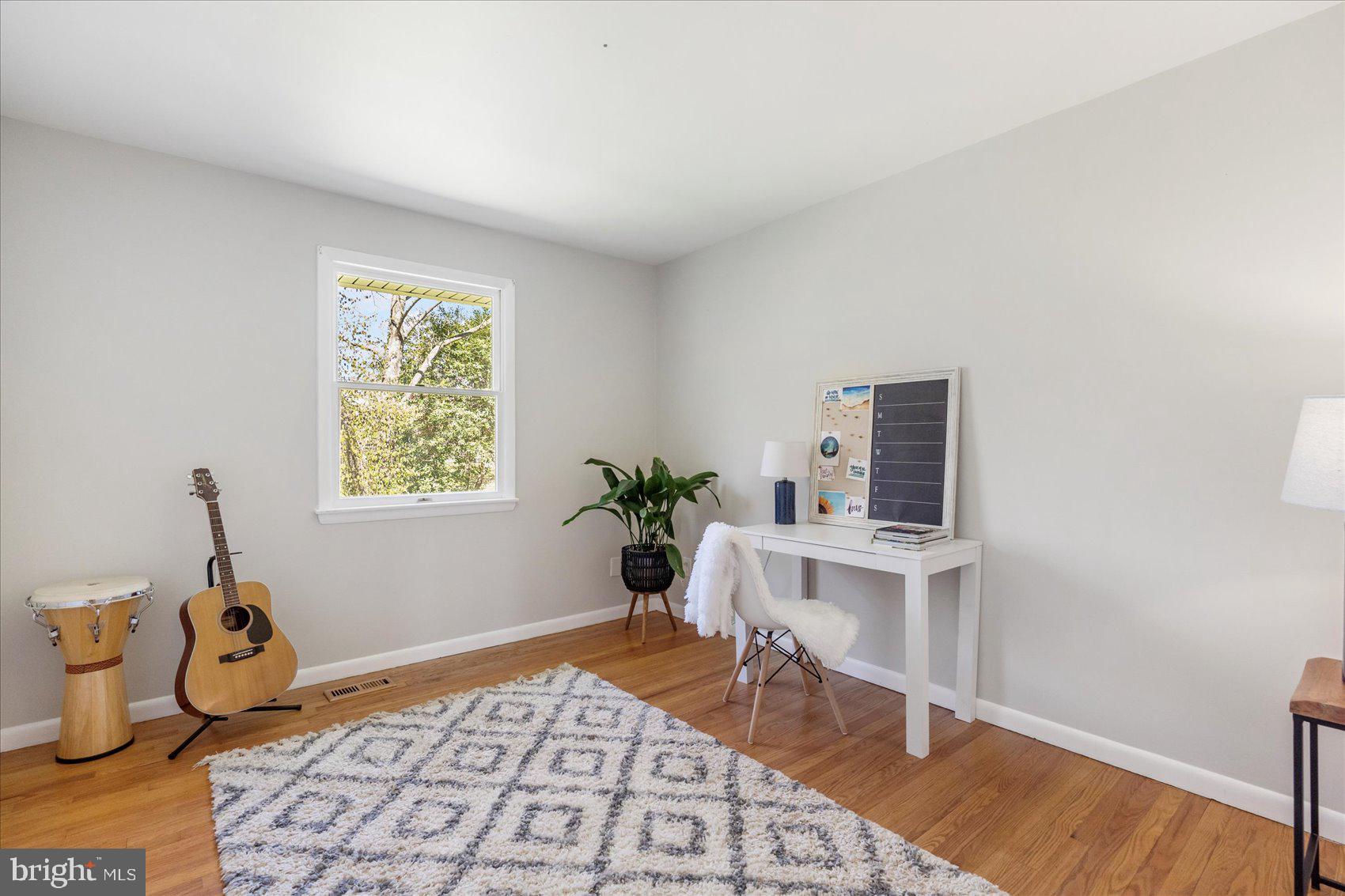 STRAWBRIDGE ESTATES - Residential