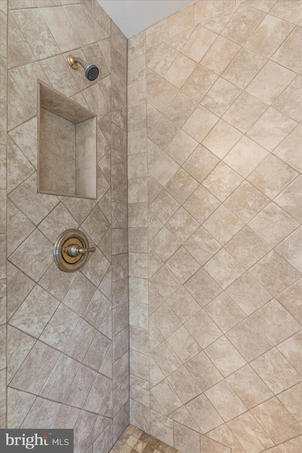 STRAWBRIDGE ESTATES - Residential