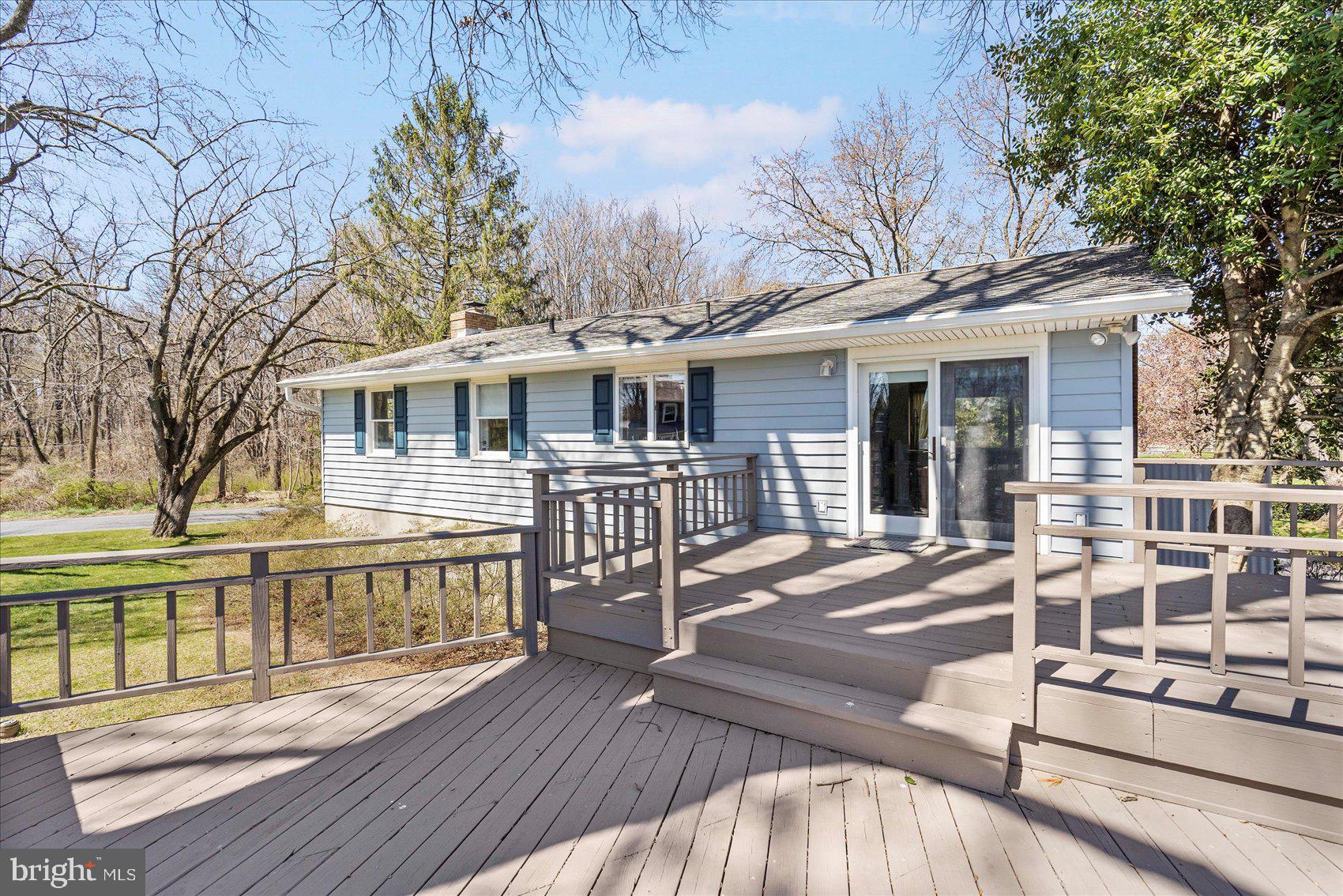 STRAWBRIDGE ESTATES - Residential