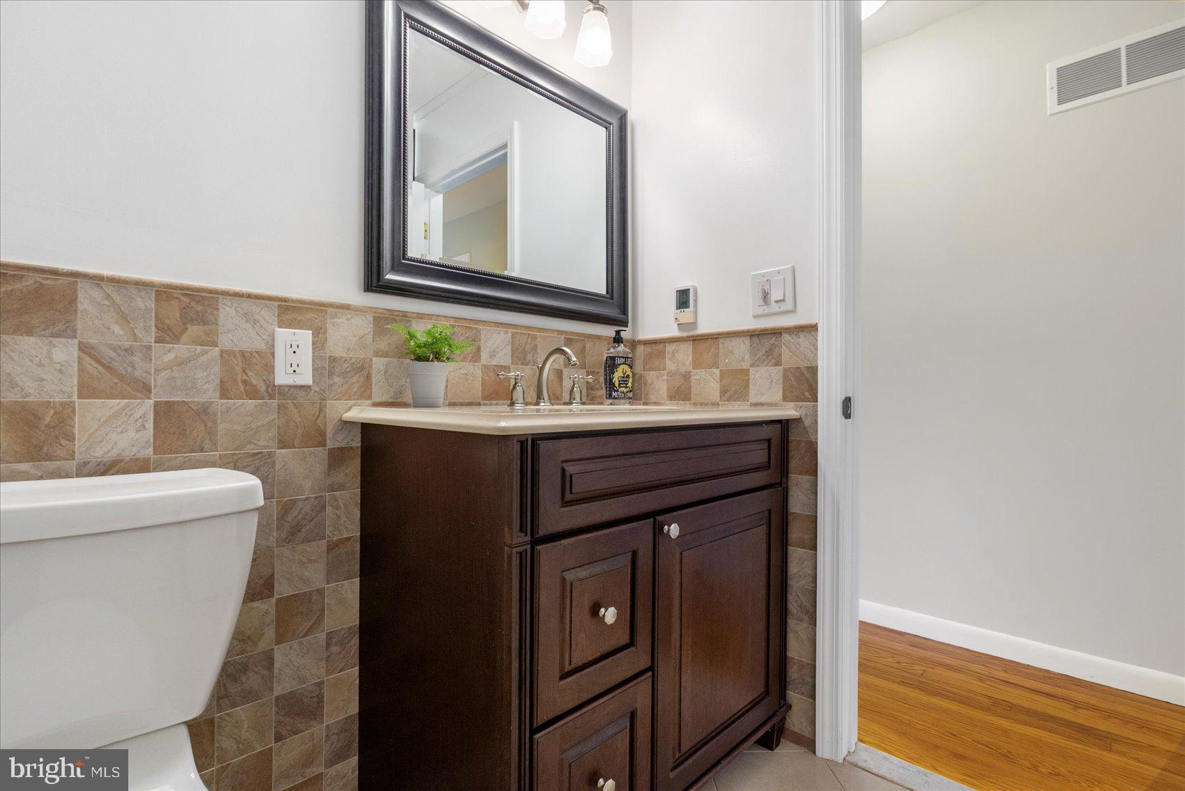 STRAWBRIDGE ESTATES - Residential