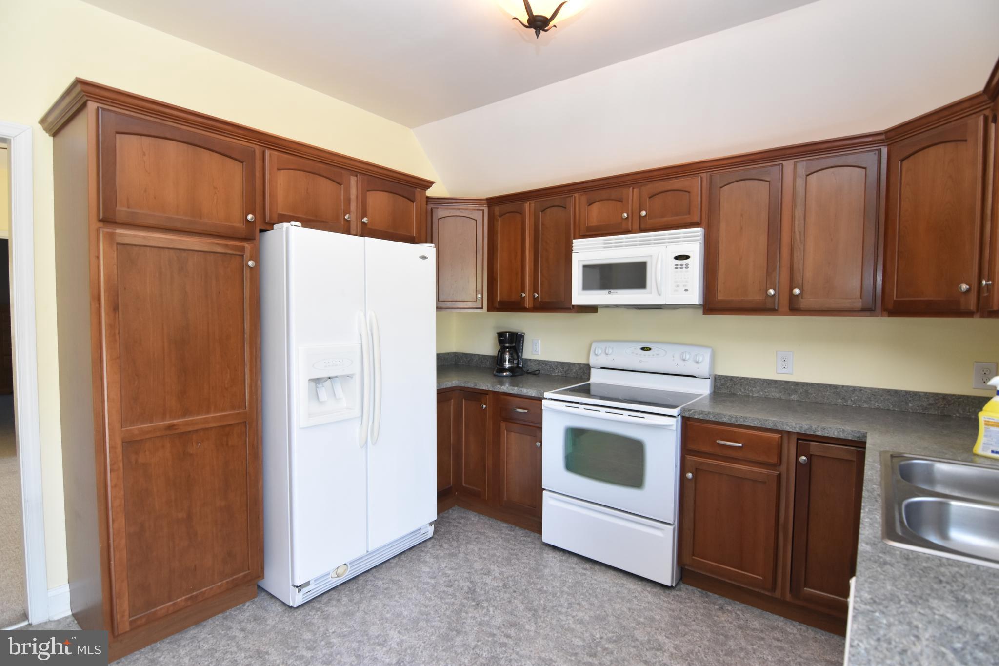 INFINITY FARMS - Residential Lease