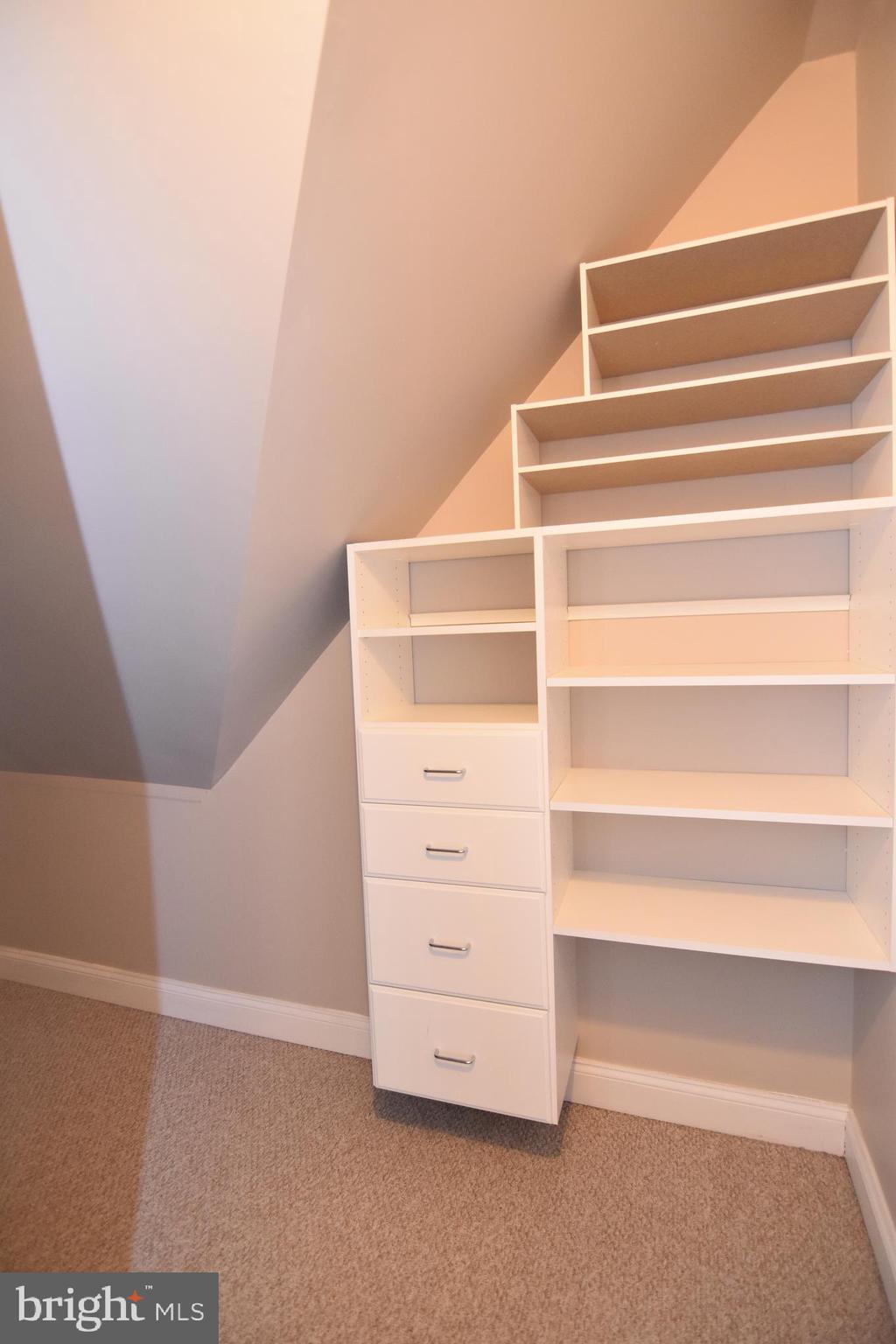 INFINITY FARMS - Residential Lease