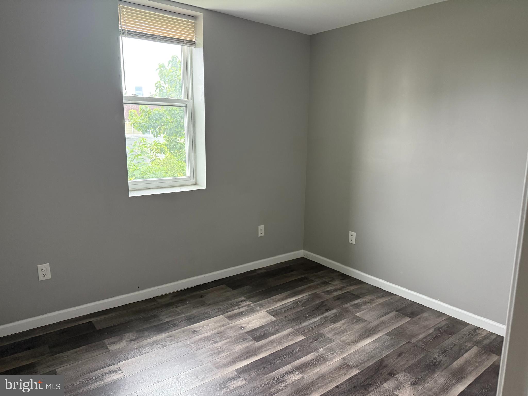 SHARSWOOD - Commercial Sale