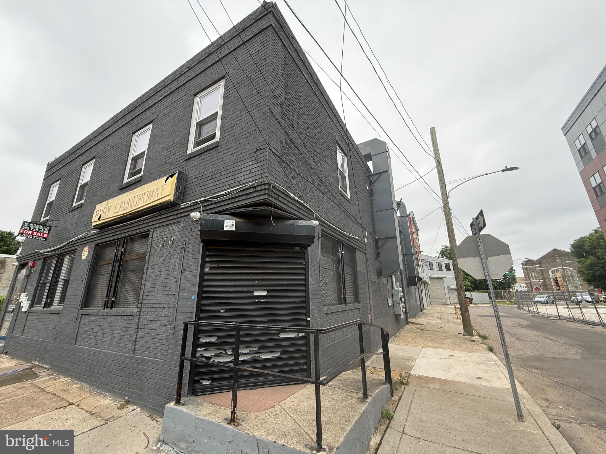 Great investment opportunity to own this desirable Corner Mix Use Building with over 3,000 sq ft of mixed-use space. Property is bank owned, being Sold 'AS-IS' , where-Is condition. The first floor is a store front commercial space that is currently being used by the commercial tenant as a food truck catering storage facility. The second floor features a total of 3 apartments. Two-3 bedrooms apartments & a One-2 Bedrooms apartment. All 3 units are fully renovated, open-concept modern kitchen w/spacious living/dining area, generous bedrooms, beautiful tile floors & recess lighting. Currently all apartment units are vacant. Property is conveniently located near public transportation, grocery stores, the Stephen Klein Wellness Center, and more… Don’t miss out on this great investment opportunity!