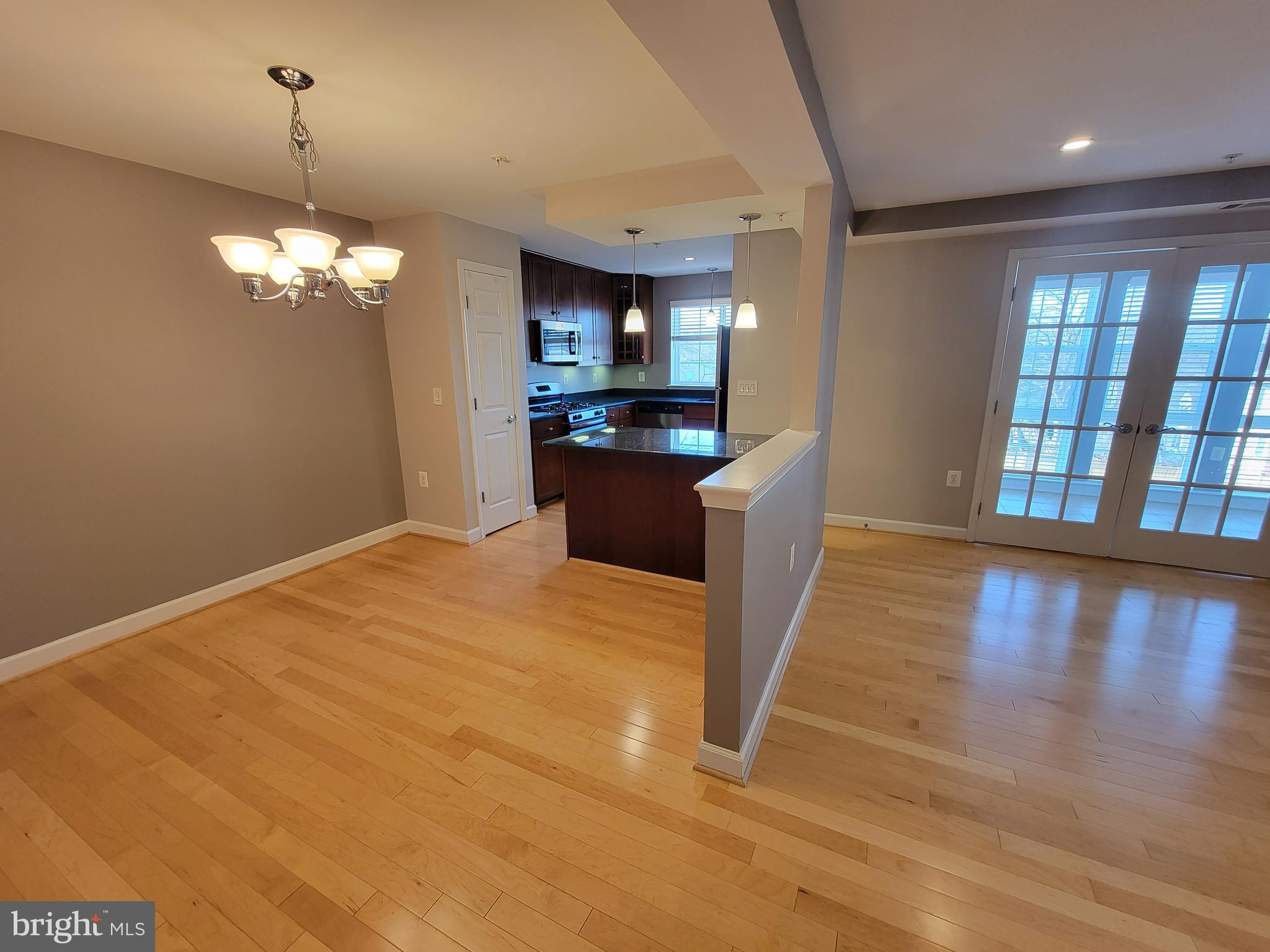 4151 S FOUR MILE RUN DRIVE 203