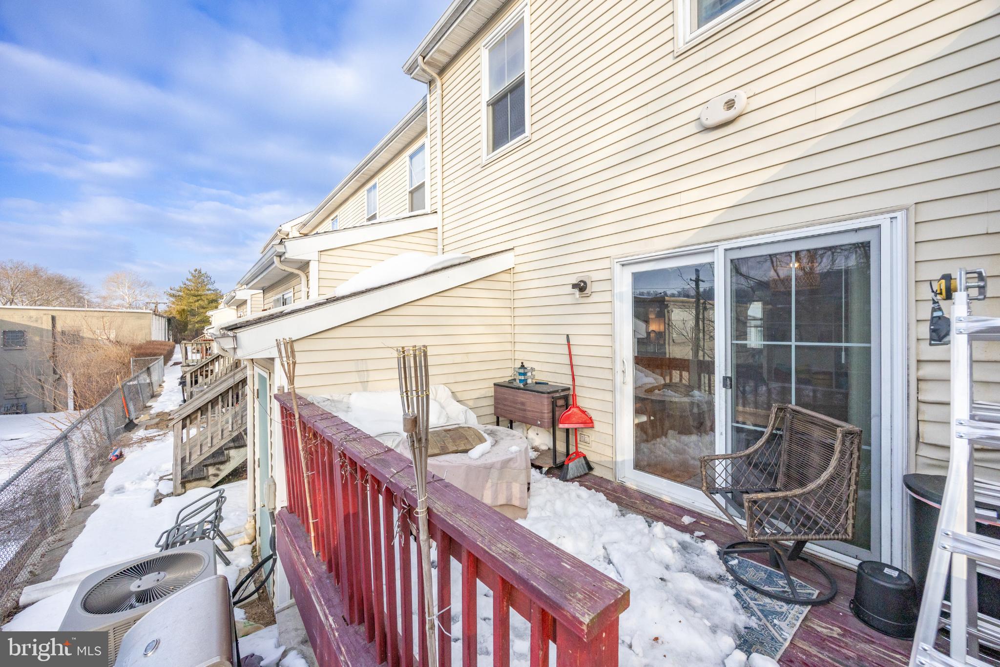 PENN CROSSING - Residential