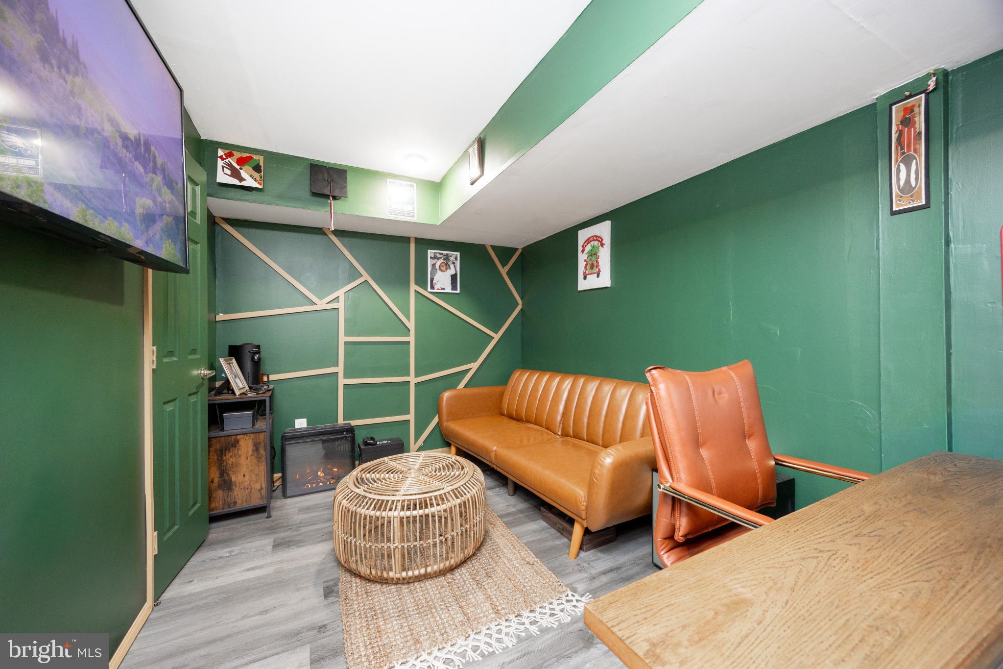 PENN CROSSING - Residential