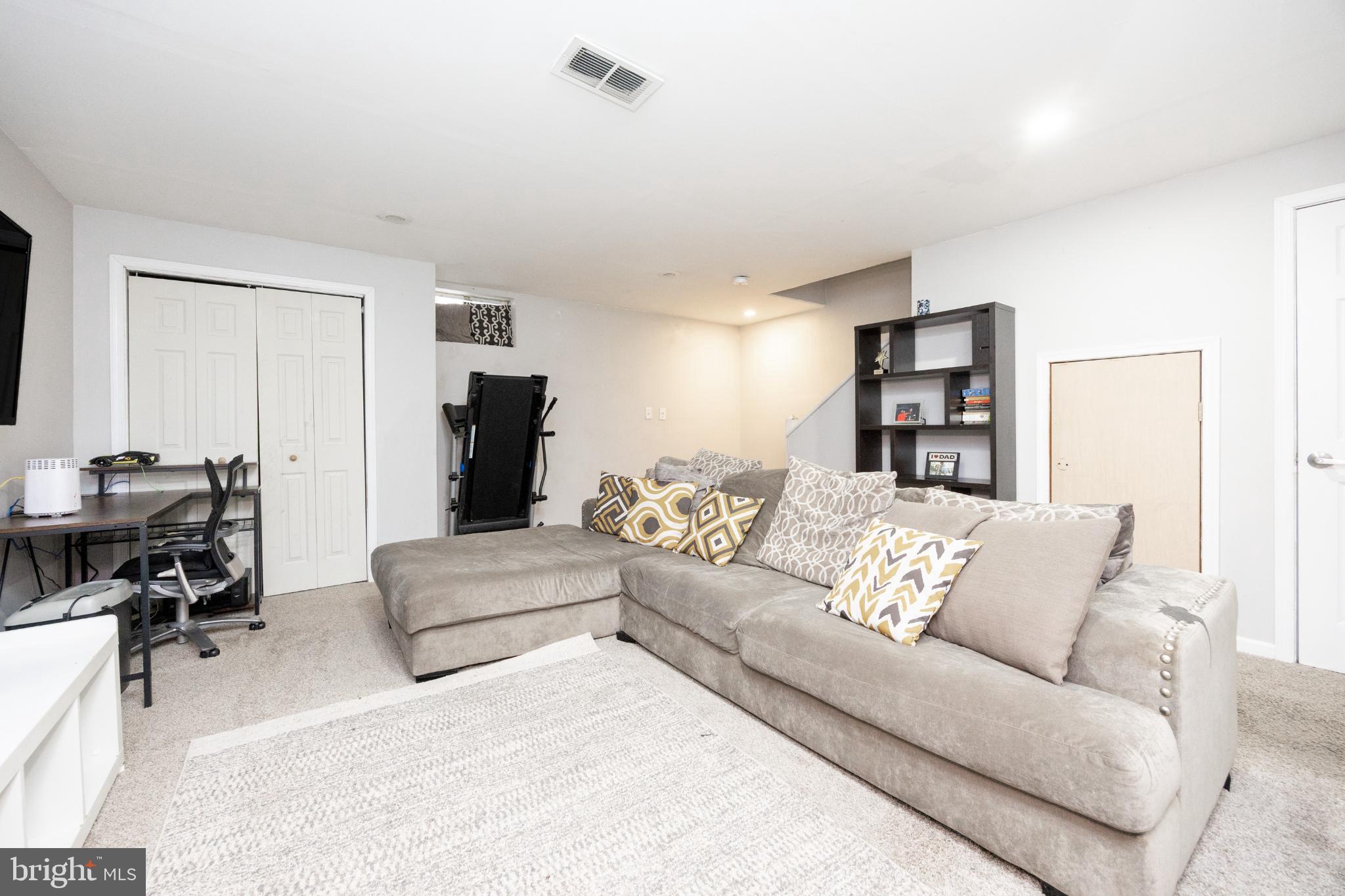 PENN CROSSING - Residential