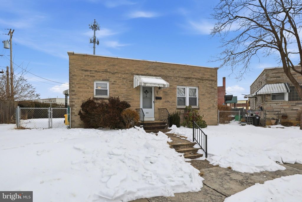 Photo of 339 Fredrick Court, YORK, PA 17403 (MLS # PAYK2097600)