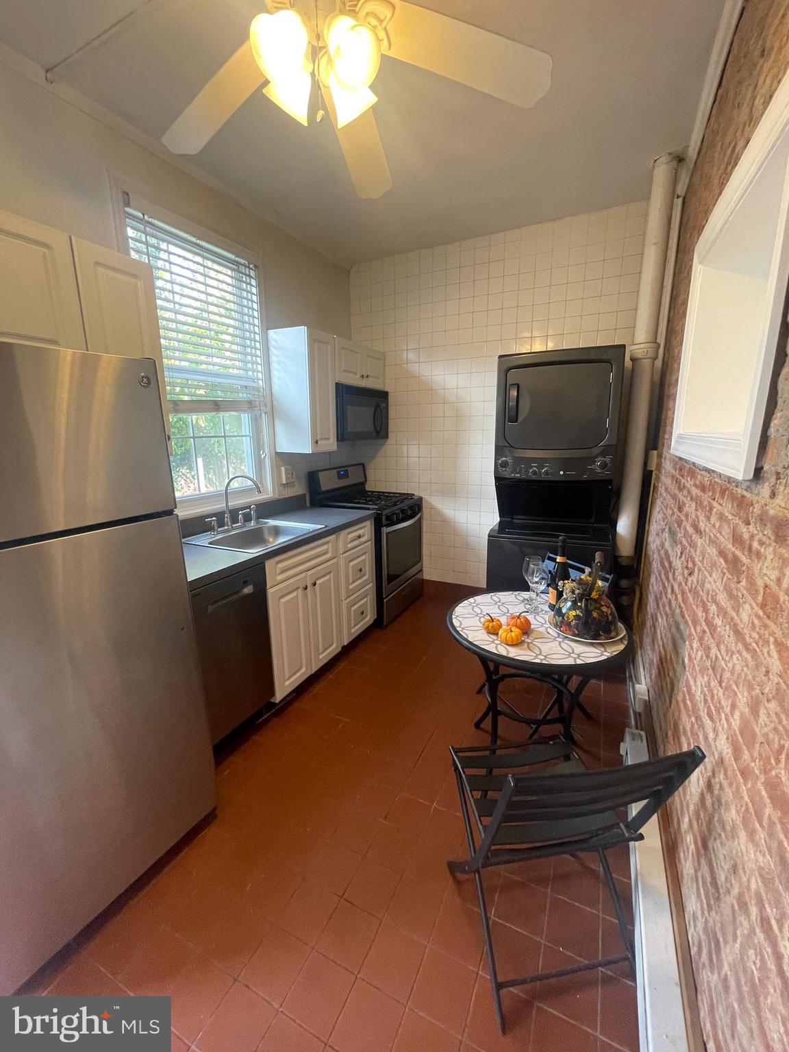 MANAYUNK - Residential Lease