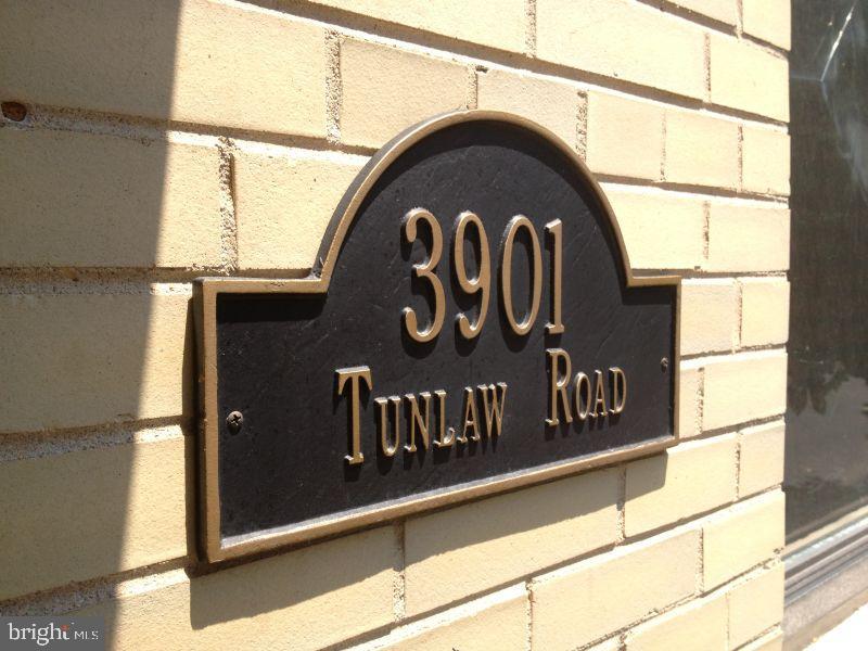 3901 TUNLAW ROAD NW 401
