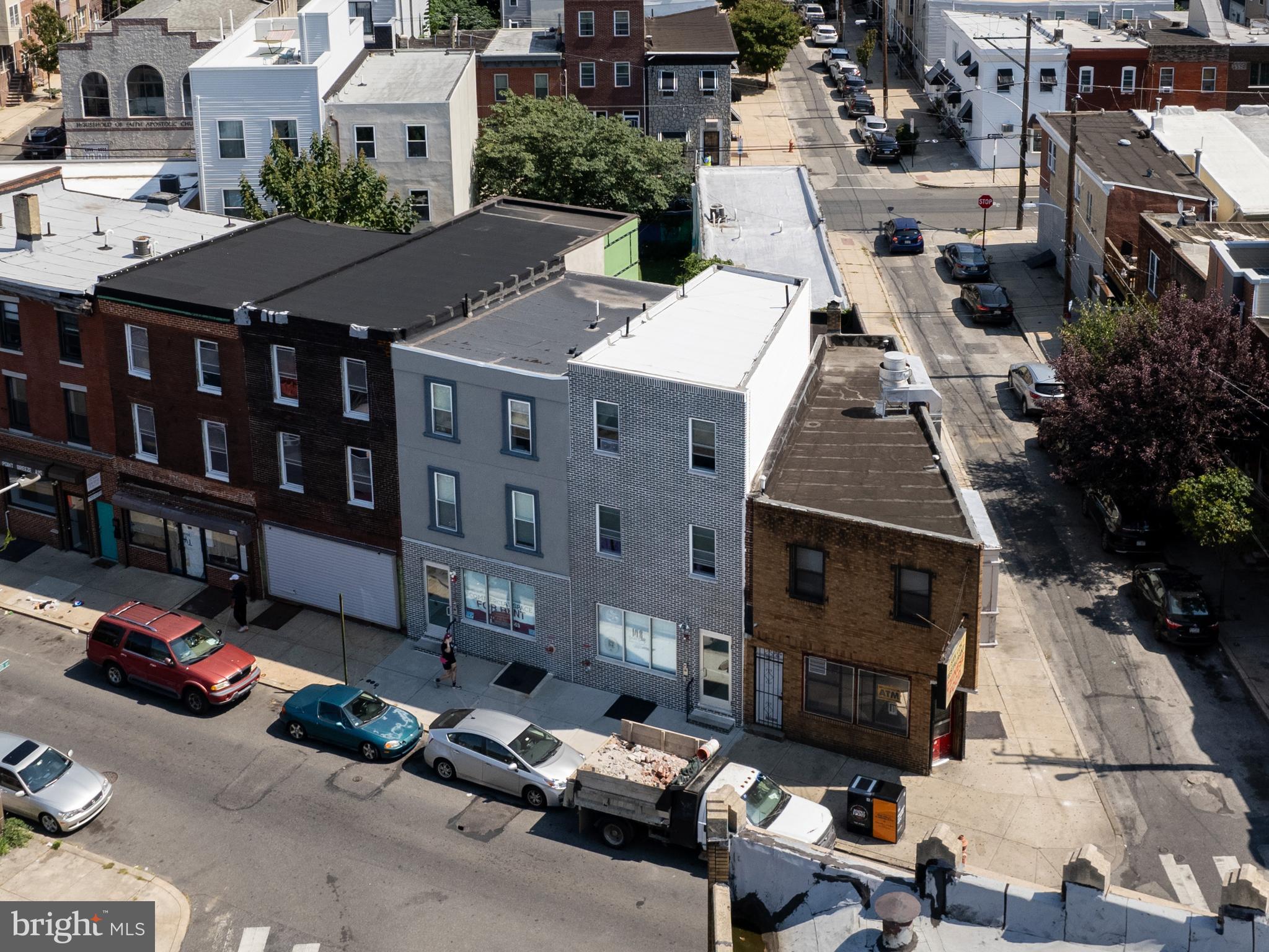 OCF Realty Commercial is proud to present this outstanding 3-unit mixed-use building consisting of two apartments, one commercial space, and one garage on Point Breeze Avenue!
This building s is a both fully renovated and fully leased asset on this burgeoning commercial corridor in South Philadelphia, in walking distance of great neighborhood amenities like Ringo Donuts, Hot Power Yoga, Hannah K Cafe, El Mexcal Cantina, Madira Bar, Tasty Toast, Prime Halal (opening 2026), Planet Fitness (opening 2026), Baker Street Bread, Chew Playground, American Sardine Bar, Aldi, CVS, and Dock Street Brewery, just to name a few!
The property also comes with a garage, a rare feature in this part of the city, than can be leased for tenant parking or used for storage. The building is also very close to the 7, 17, and 64 Septa Bus lines for easy transit around the city.
This property can be purchased in a package with 1237 Point Breeze Avenue. Don’t miss out on this chance to own a strong asset in South Philadelphia!