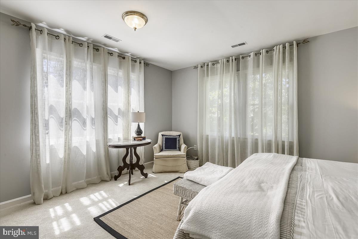 GLENBROOK VILLAGE - Residential