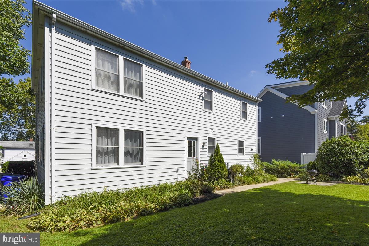 GLENBROOK VILLAGE - Residential