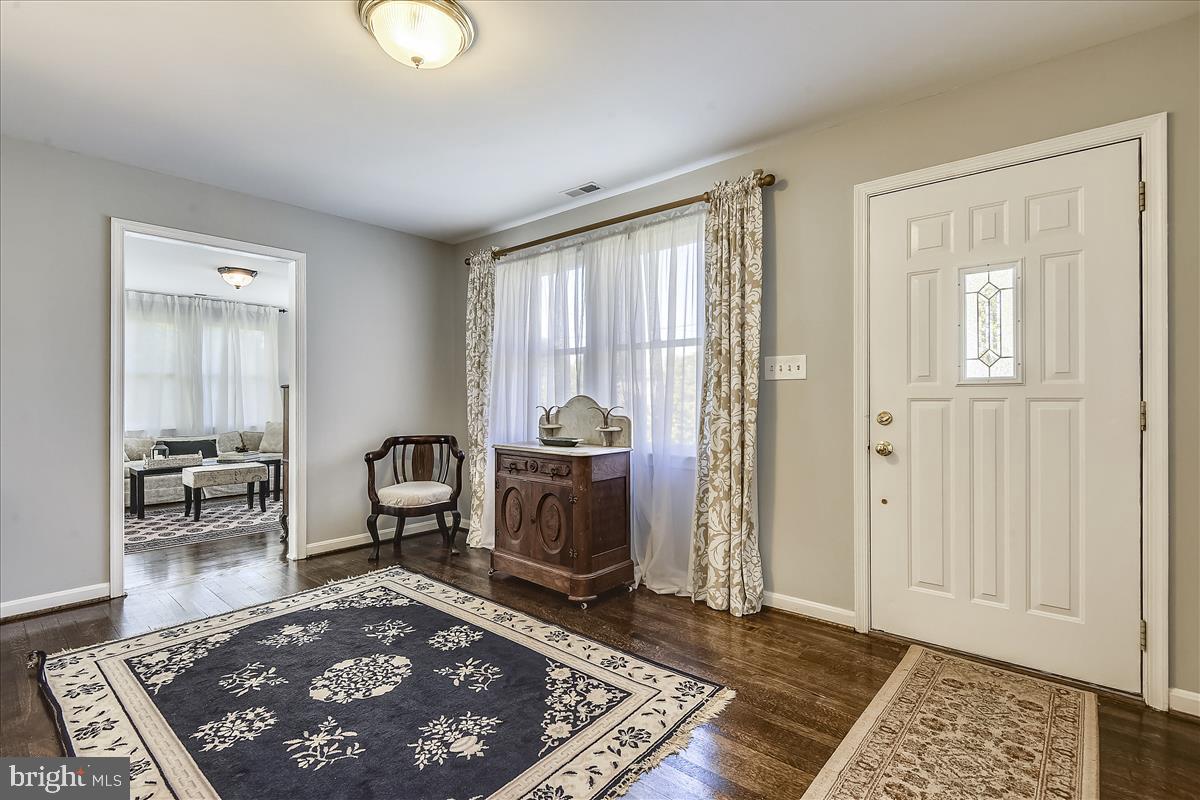 GLENBROOK VILLAGE - Residential