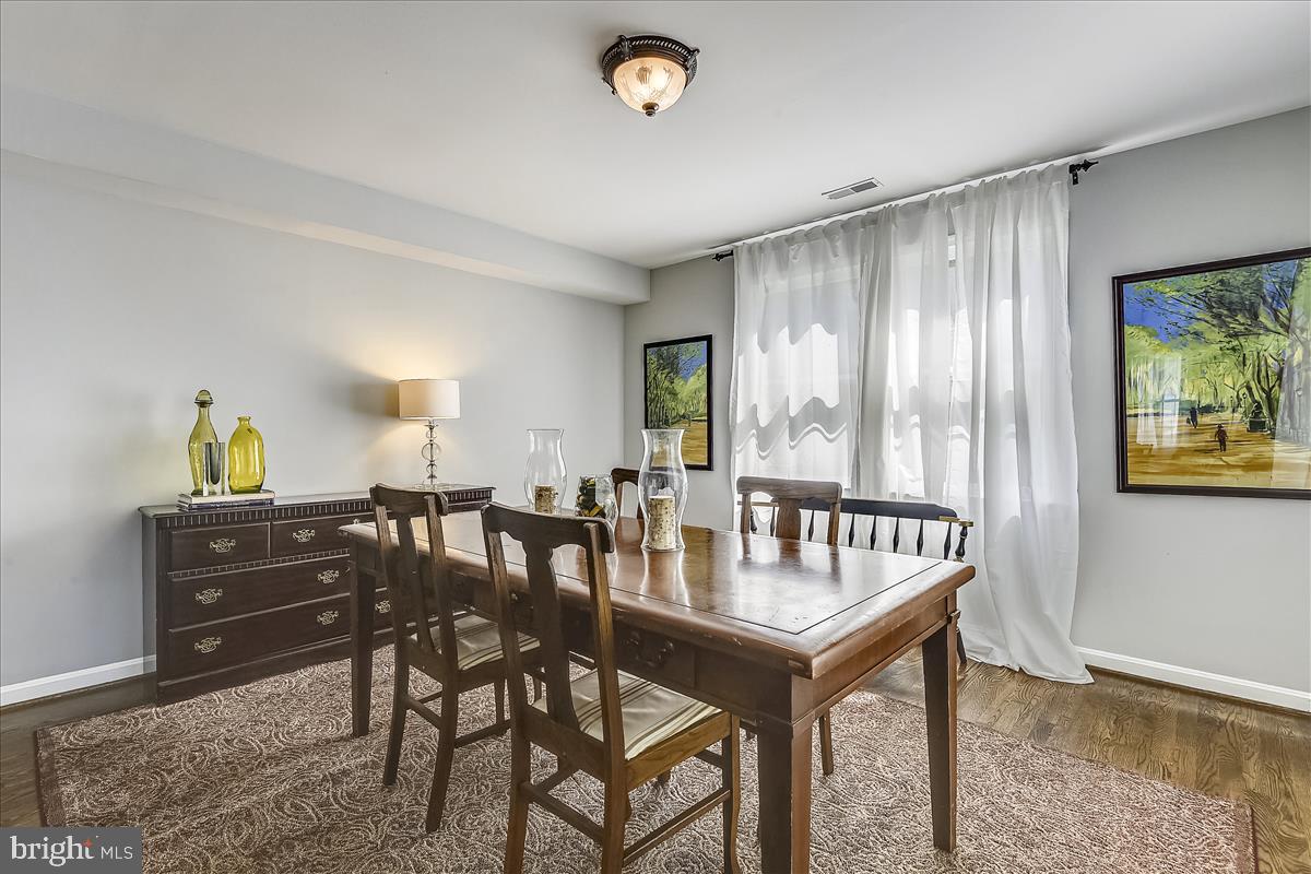 GLENBROOK VILLAGE - Residential